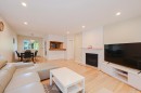 11656 Kingsbridge Drive, Richmond, BC  - Indoor Photo Showing Living Room With Fireplace 