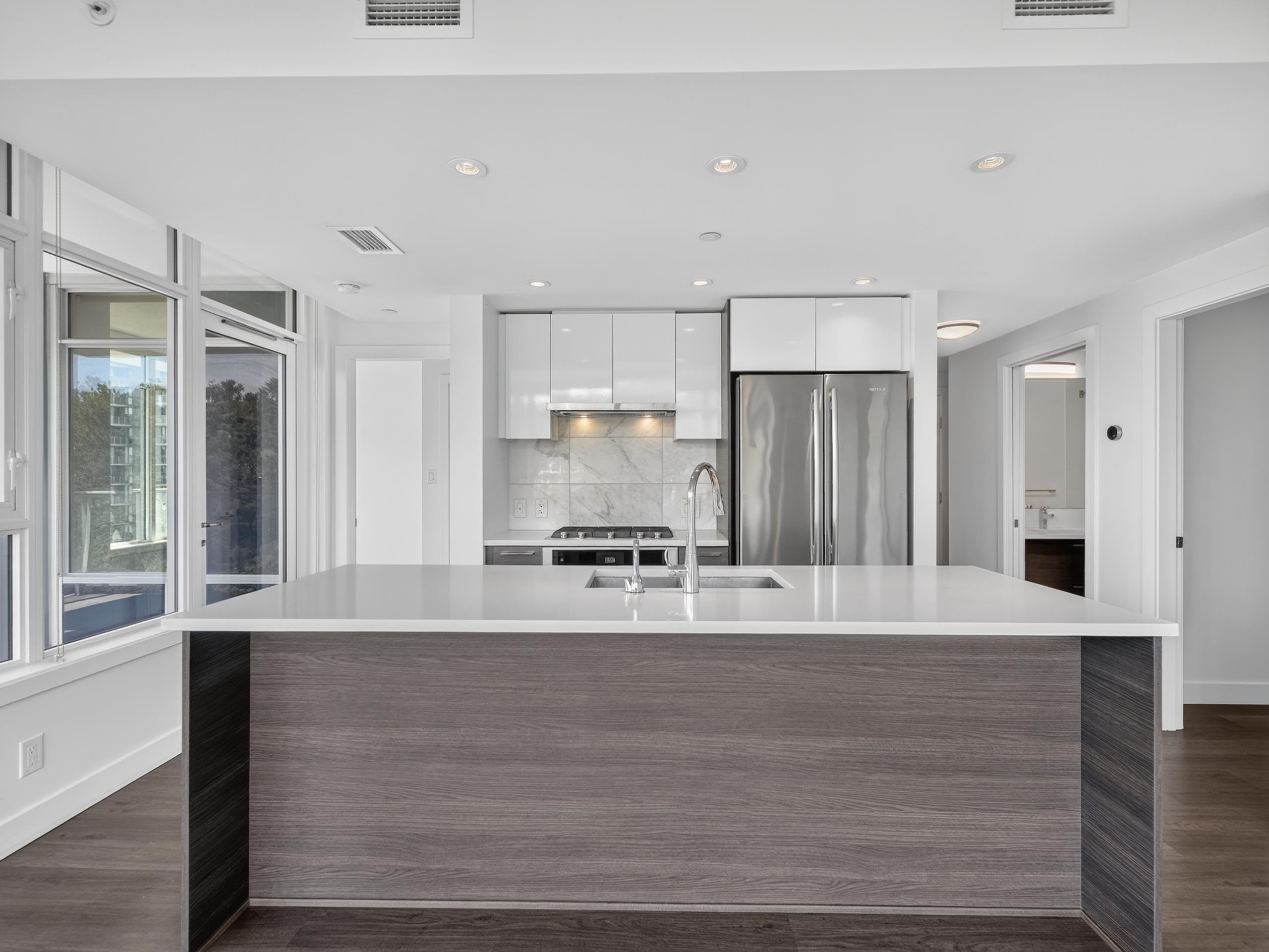1102-8538 River District Crossing, Vancouver, BC