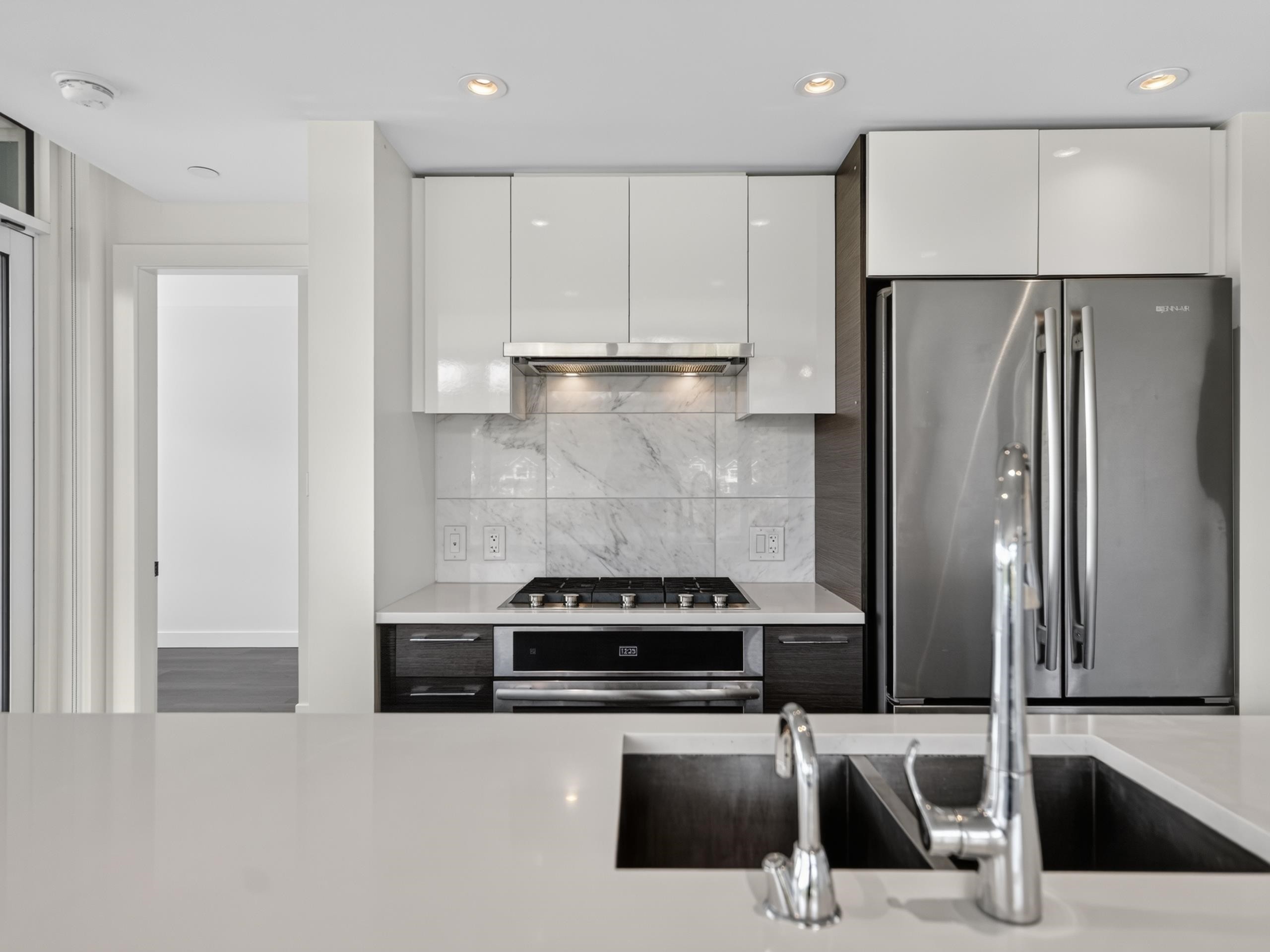 1102-8538 River District Crossing, Vancouver, BC