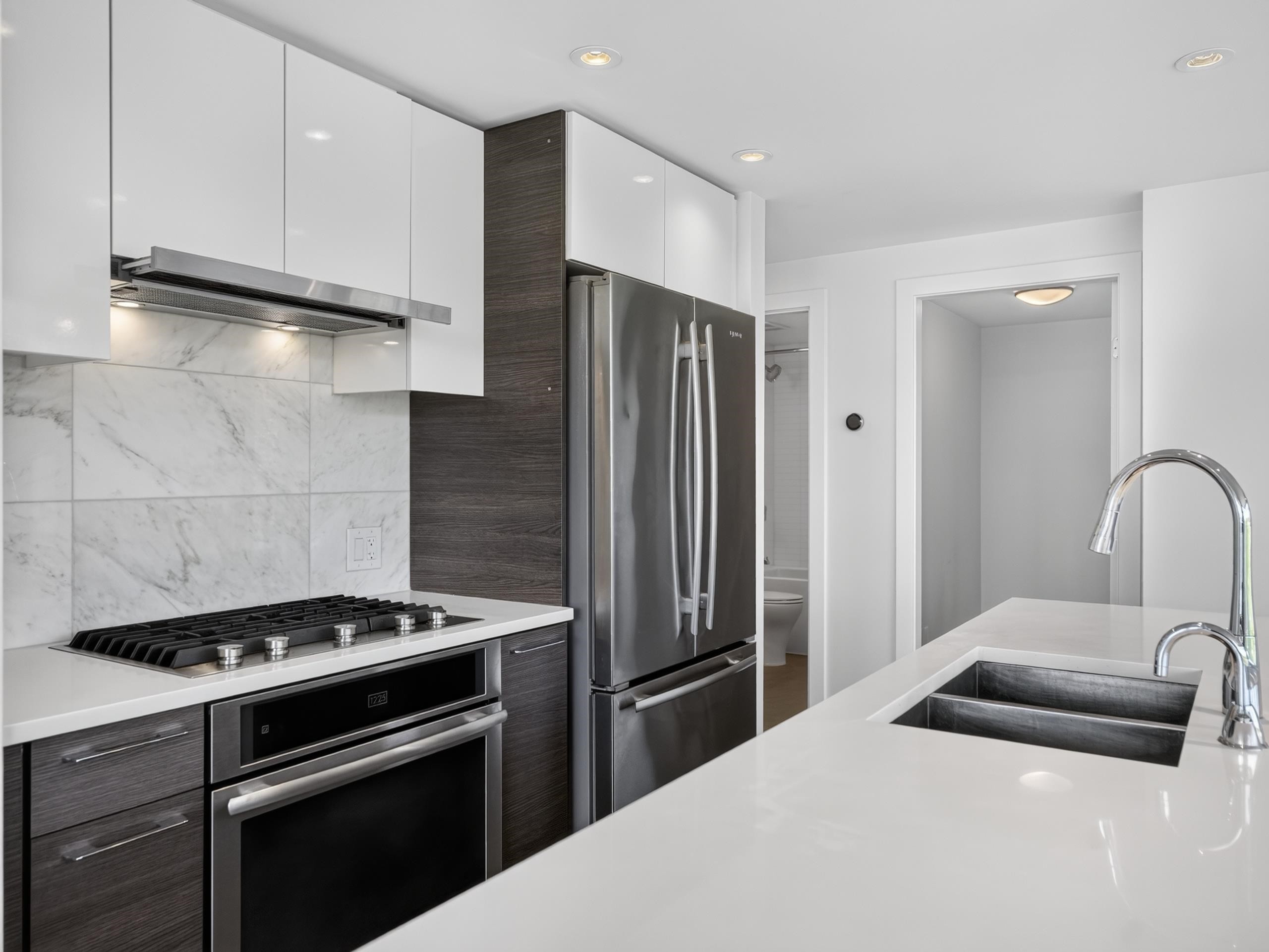 1102-8538 River District Crossing, Vancouver, BC
