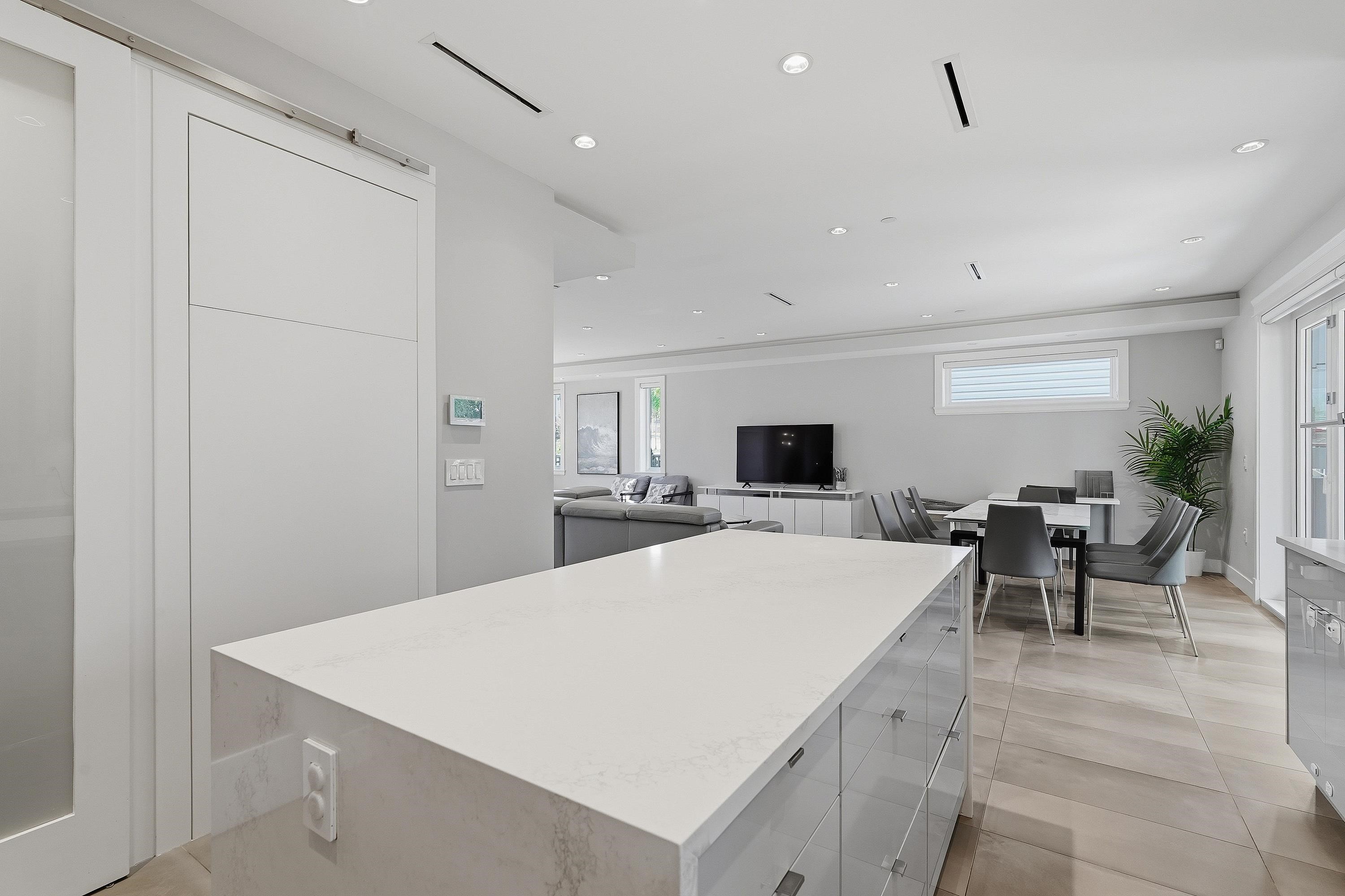 3287 Matapan Crescent, Vancouver, BC - Indoor
