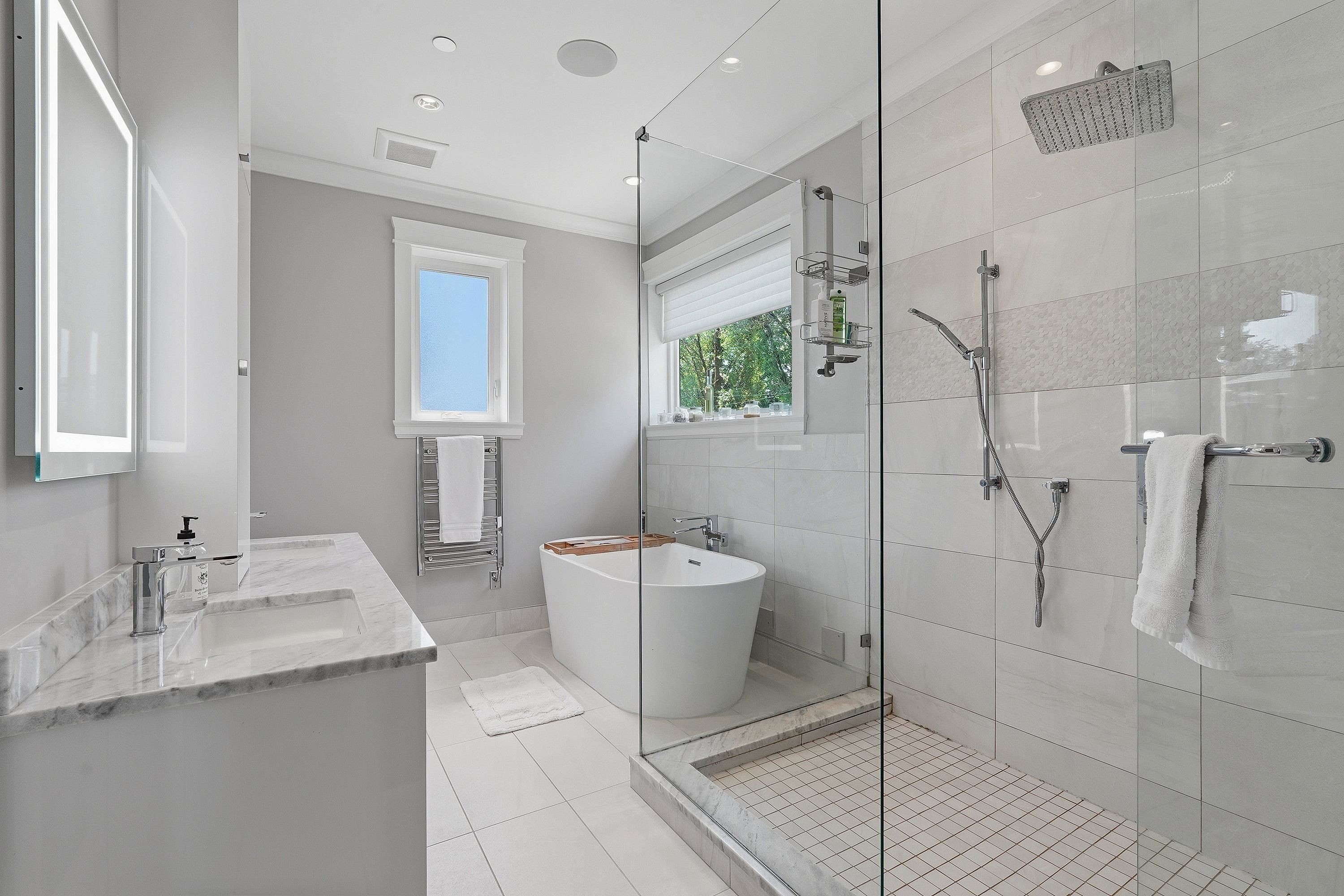 3287 Matapan Crescent, Vancouver, BC - Indoor Photo Showing Bathroom