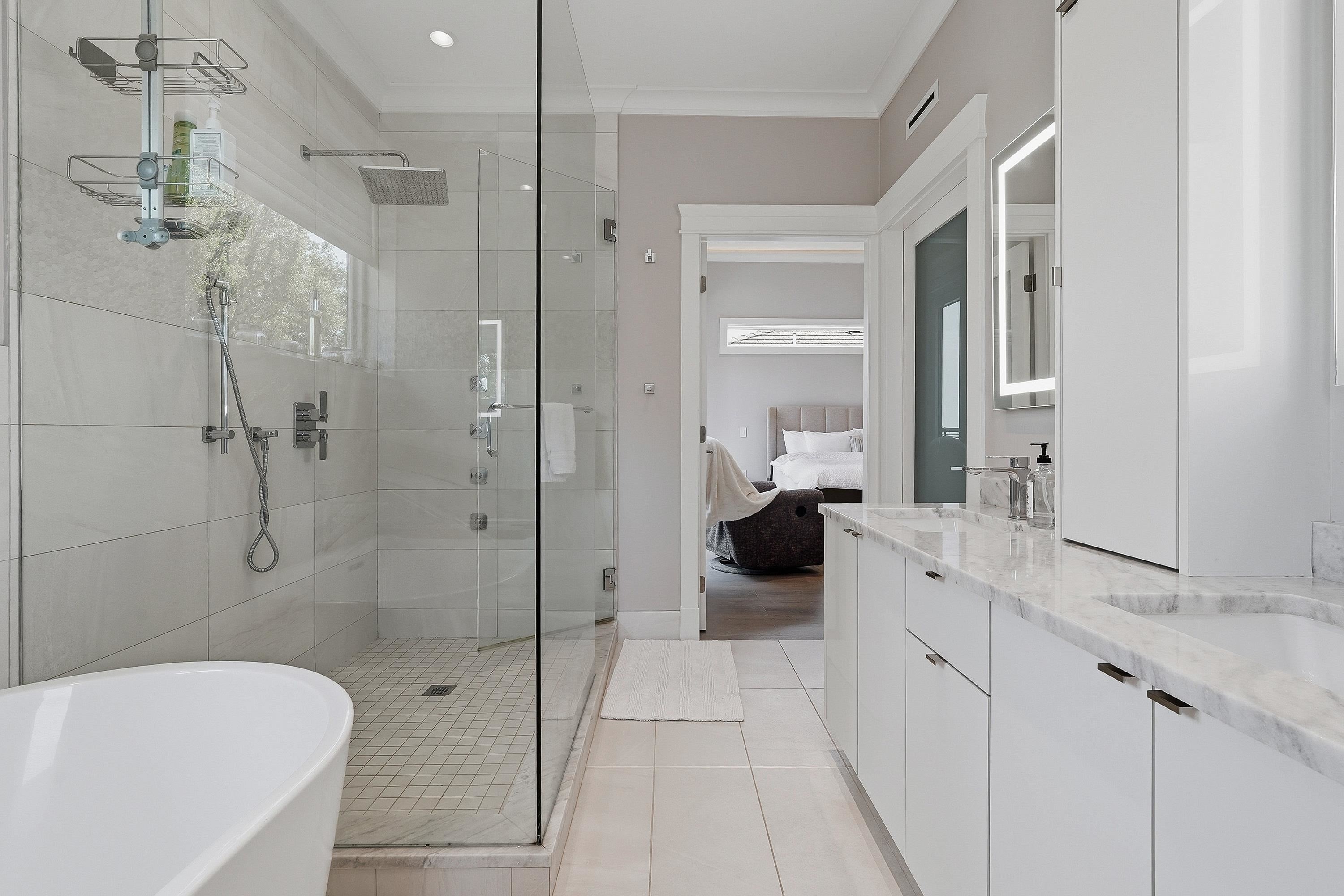 3287 Matapan Crescent, Vancouver, BC - Indoor Photo Showing Bathroom