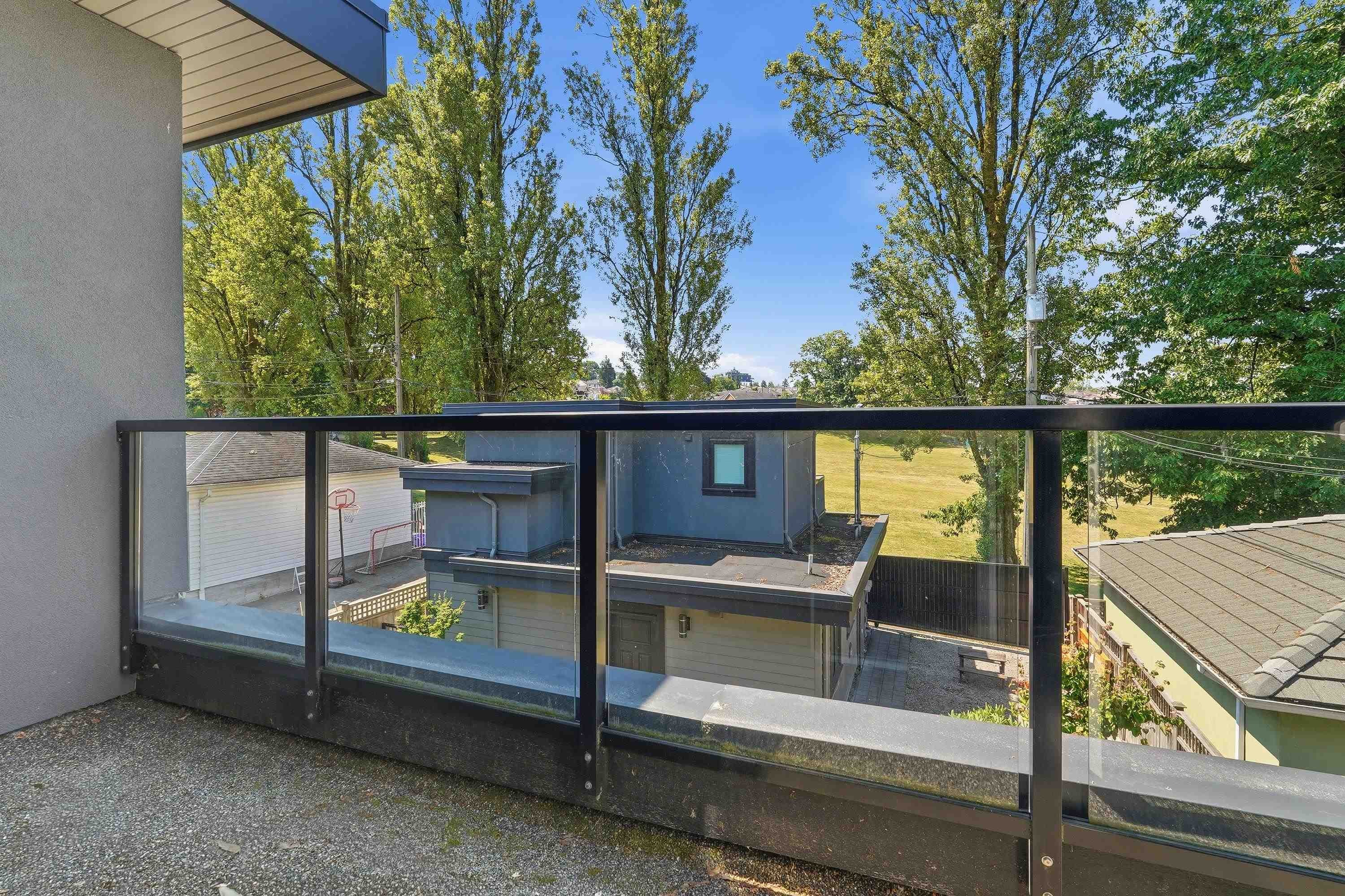 3287 Matapan Crescent, Vancouver, BC - Outdoor