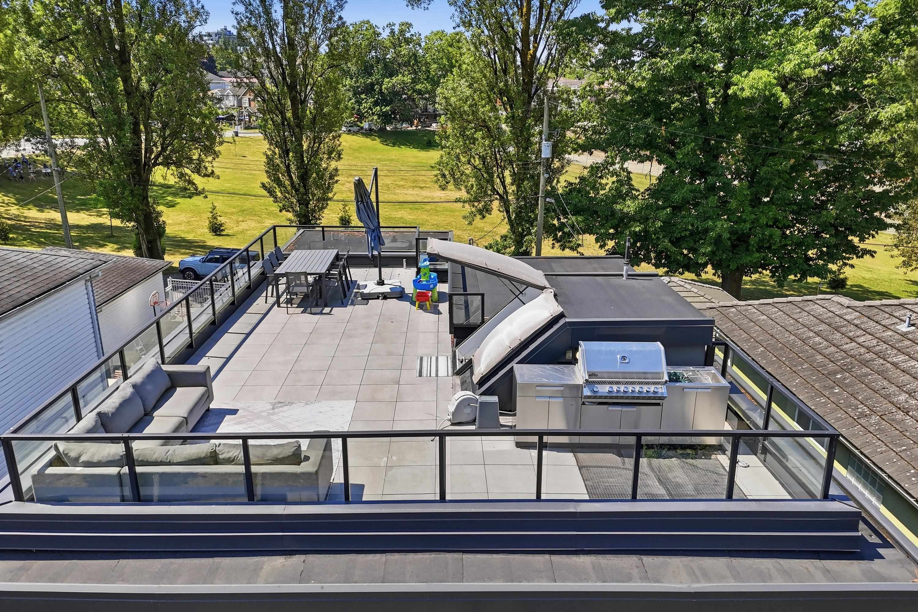 3287 Matapan Crescent, Vancouver, BC - Outdoor With Deck Patio Veranda