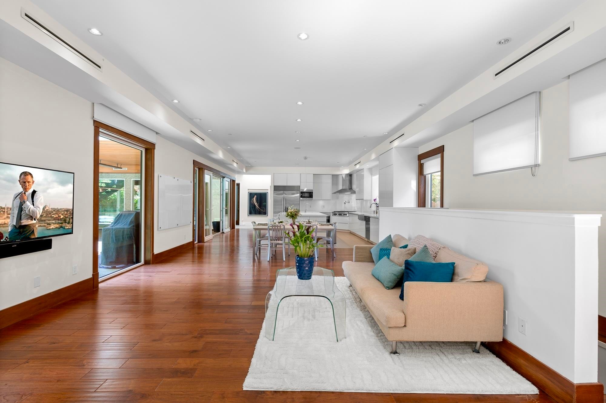 388 Hidhurst Place, West Vancouver, BC