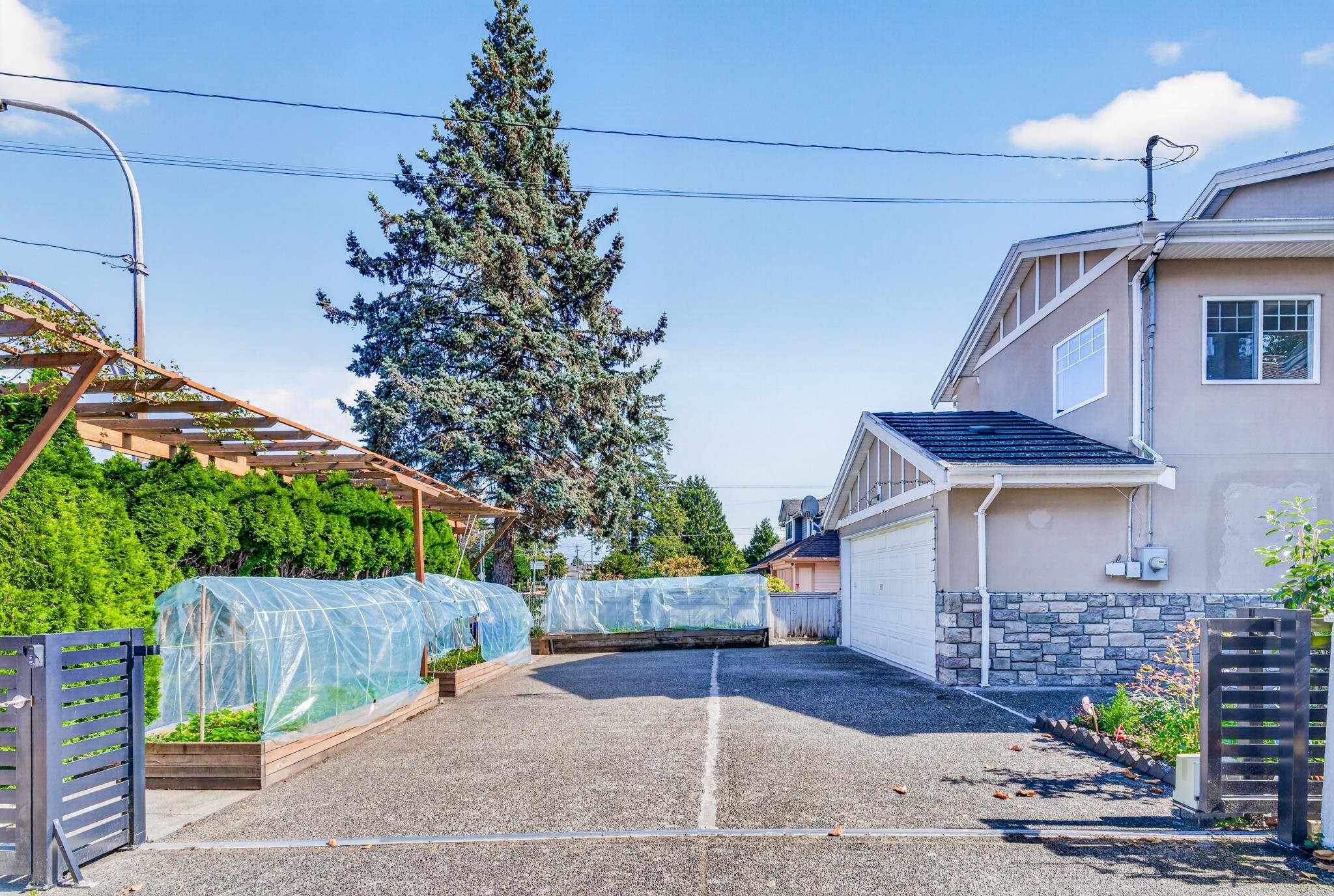 4682 Blundell Road, Richmond, BC