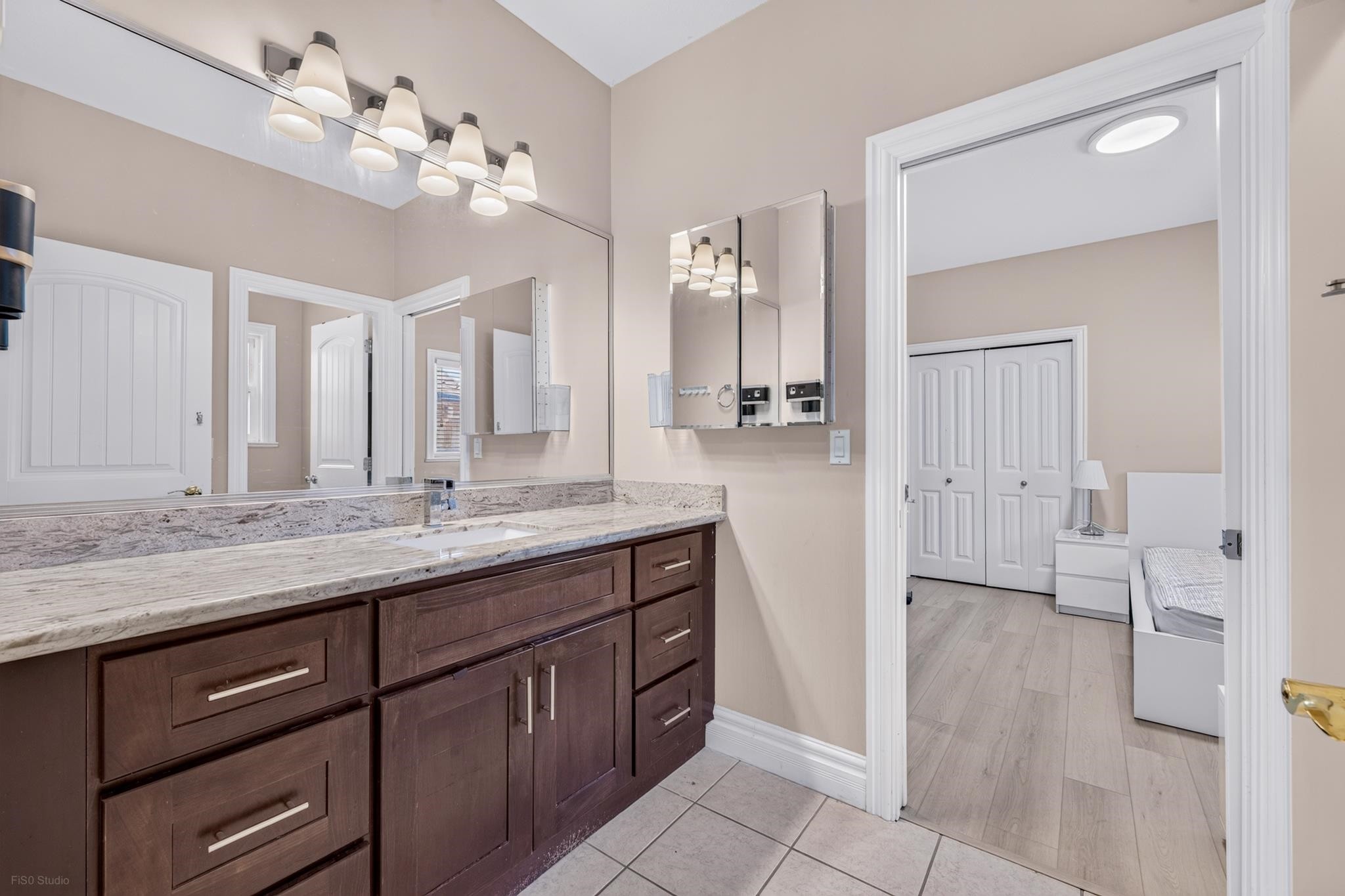 4682 Blundell Road, Richmond, BC