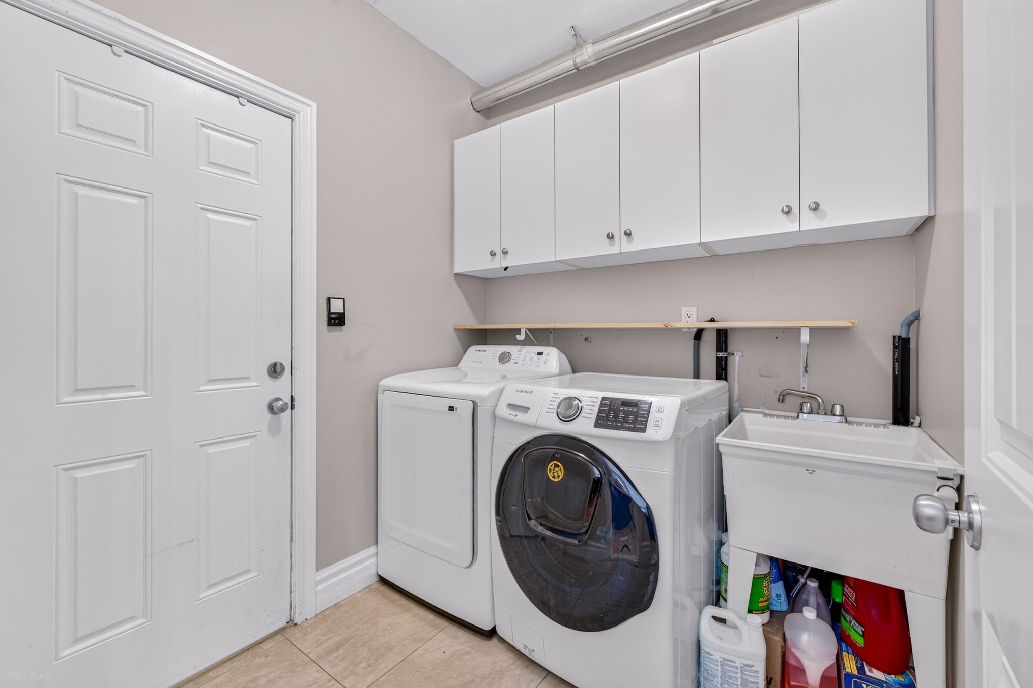 4682 Blundell Road, Richmond, BC