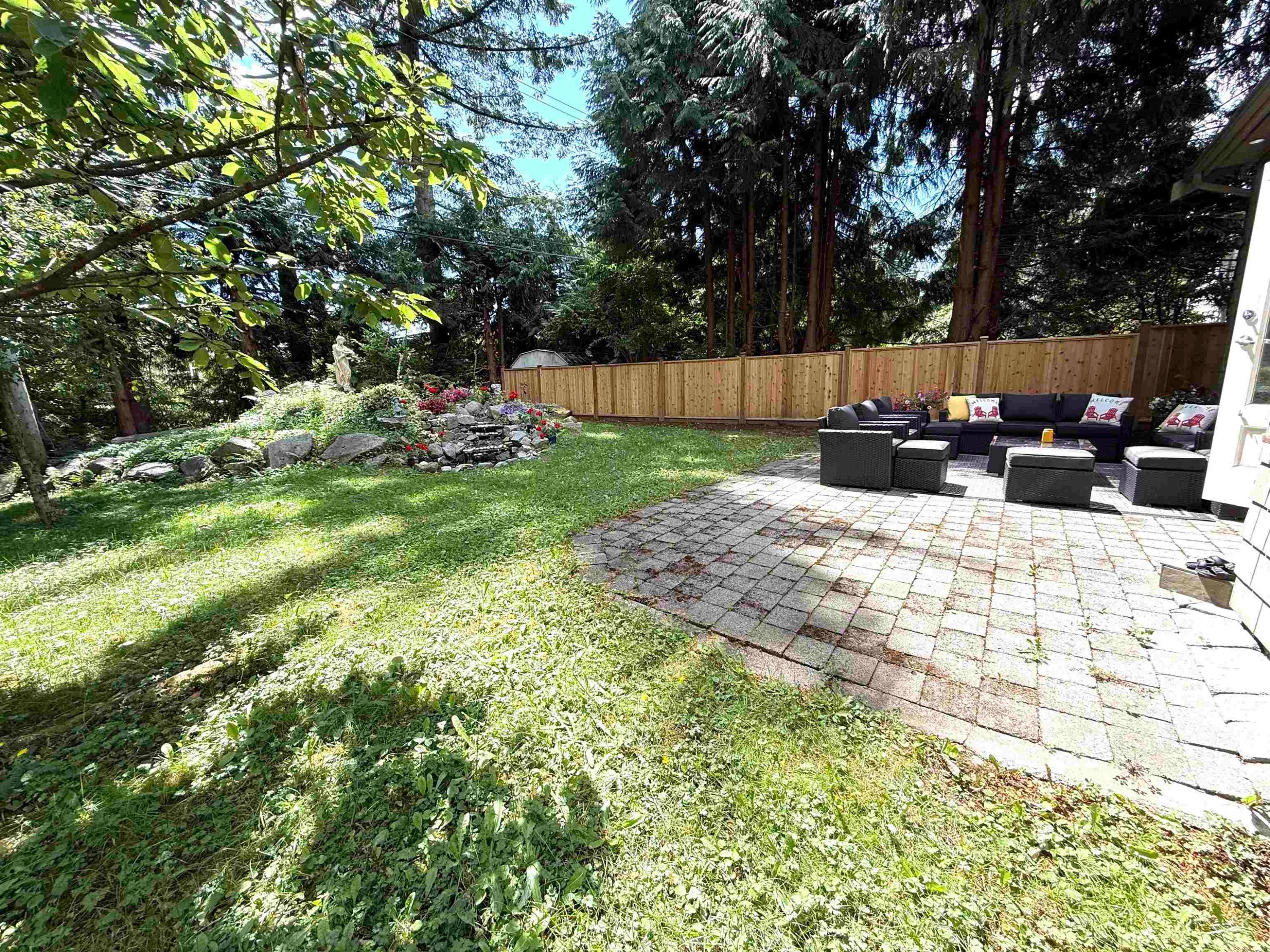 1017 Canyon Boulevard, North Vancouver, BC