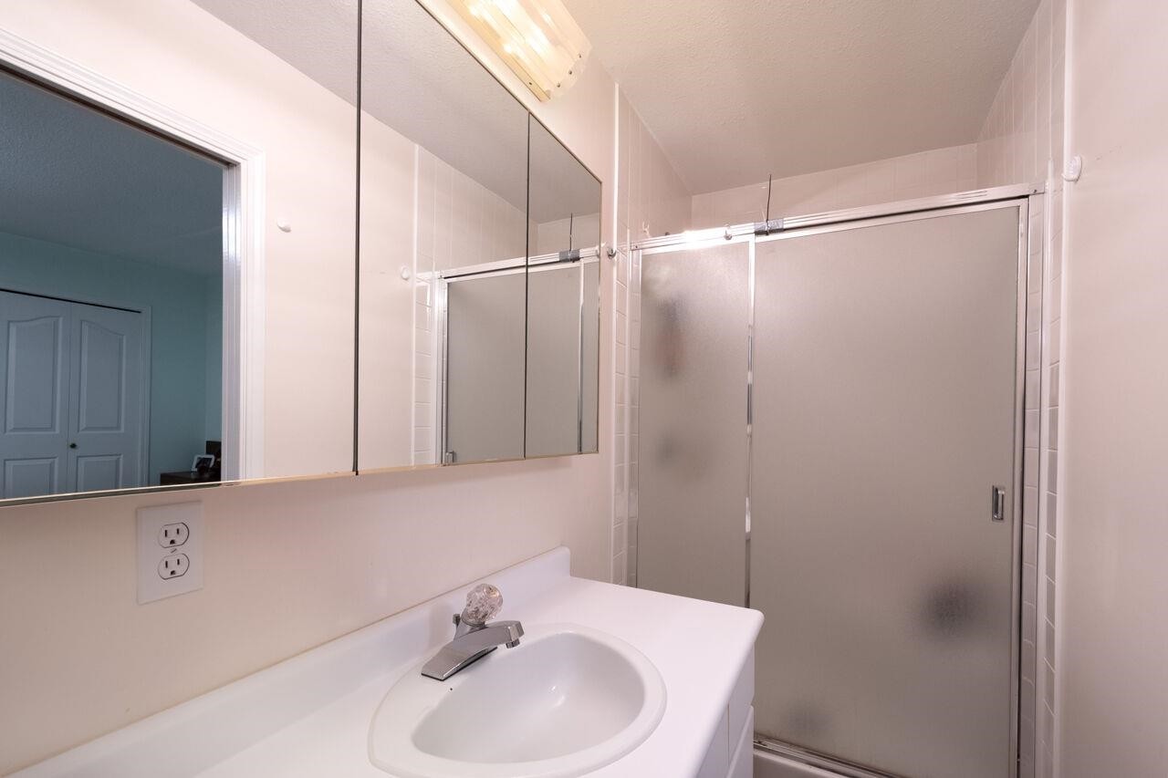 937 Westmount Drive, Port Moody, BC
