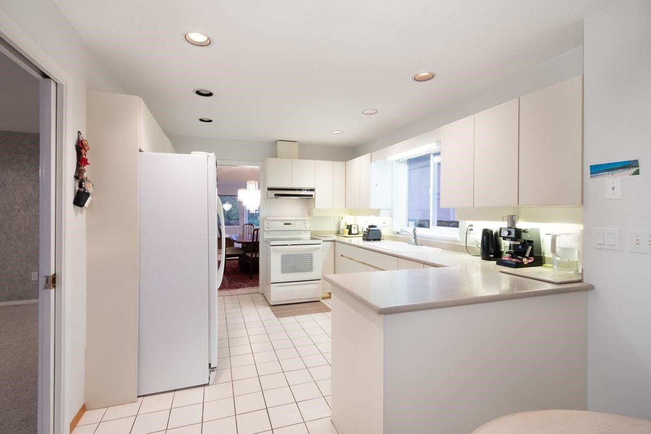 937 Westmount Drive, Port Moody, BC