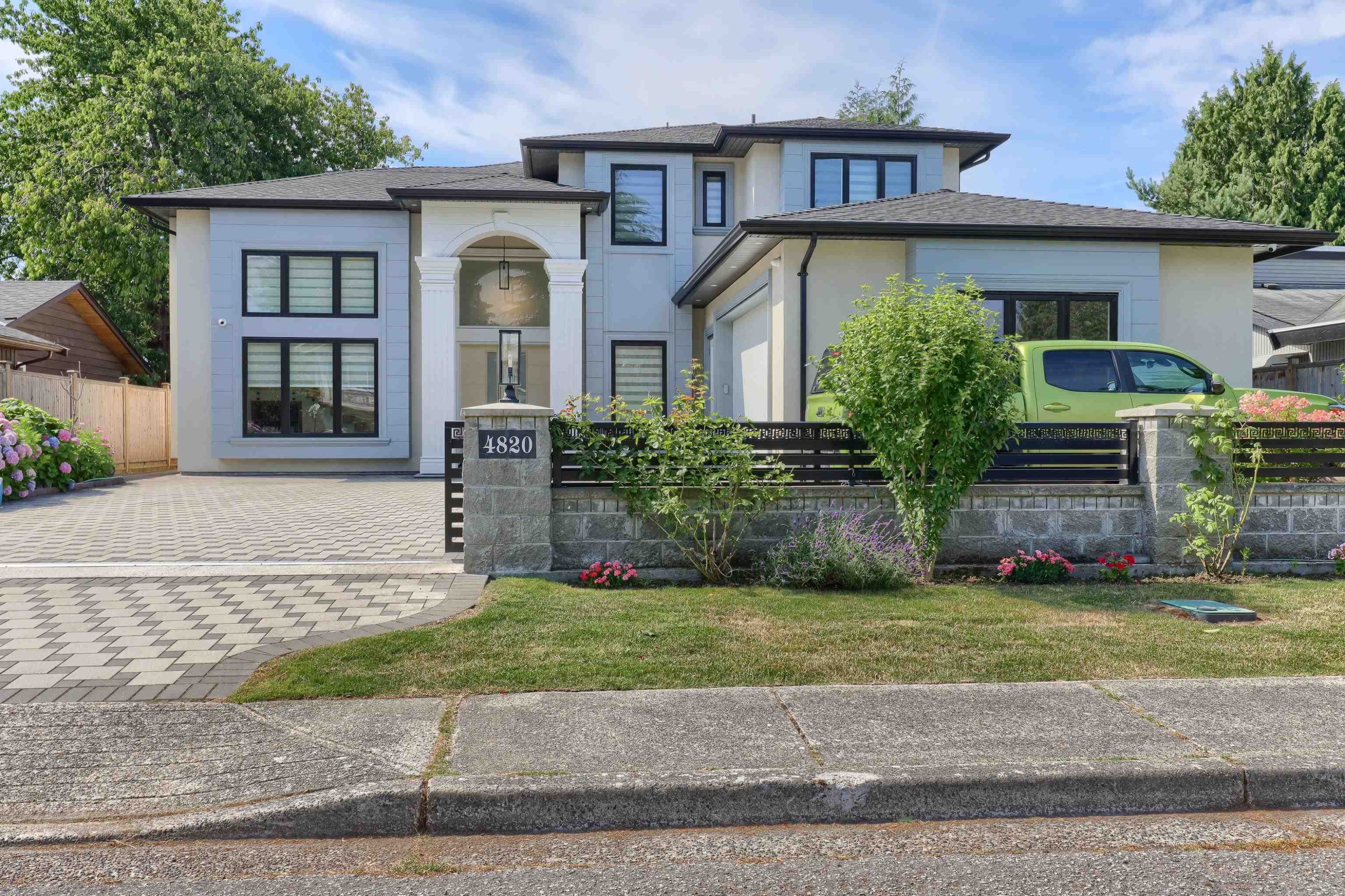 4820 Fortune Avenue, Richmond, BC - Outdoor With Facade