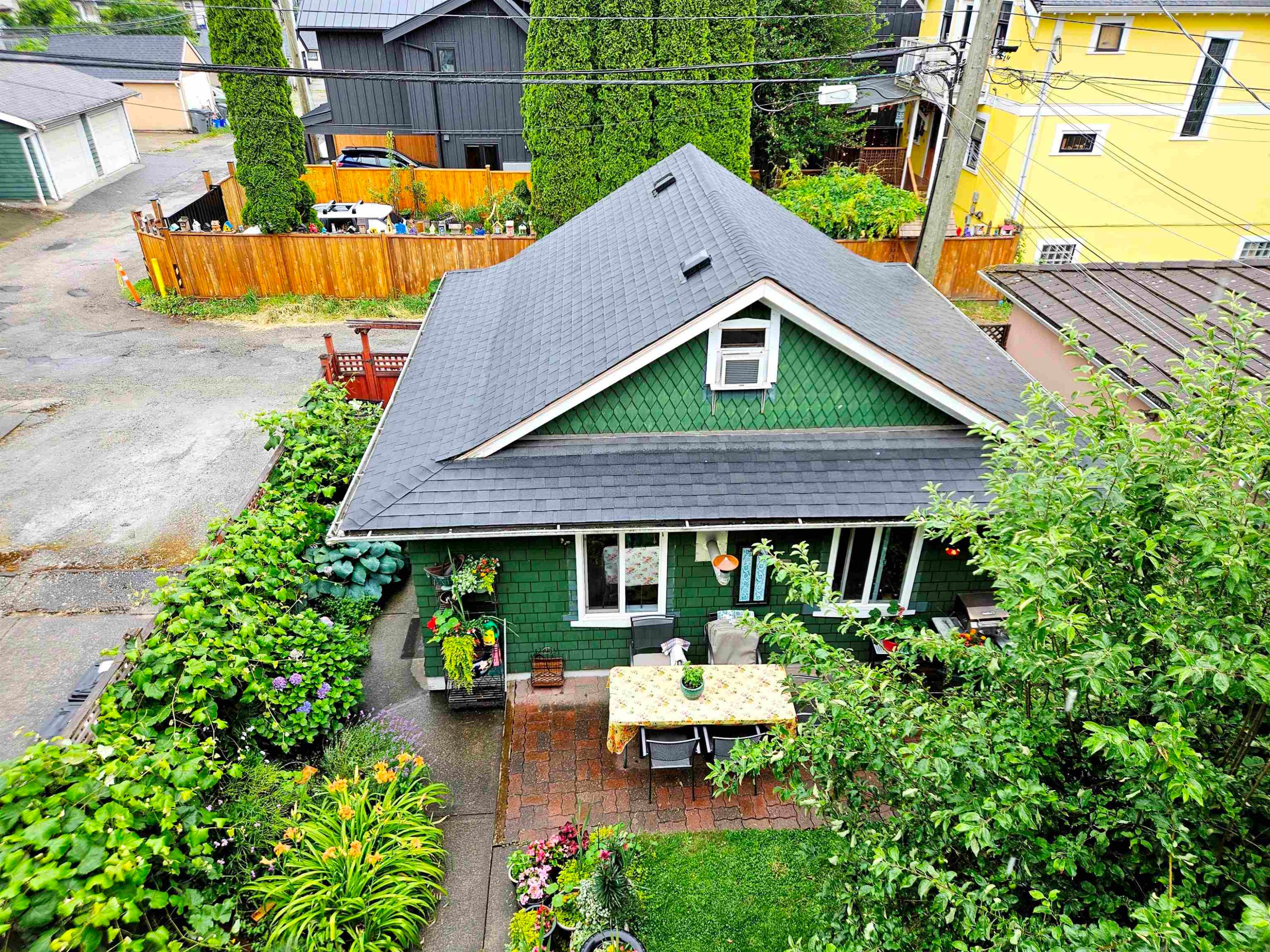 2834 Victoria Drive, Vancouver, BC
