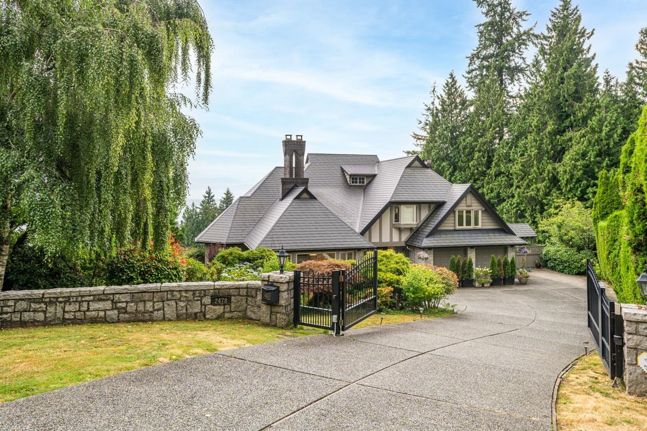 2478 Westhill Court, West Vancouver, BC - Outdoor