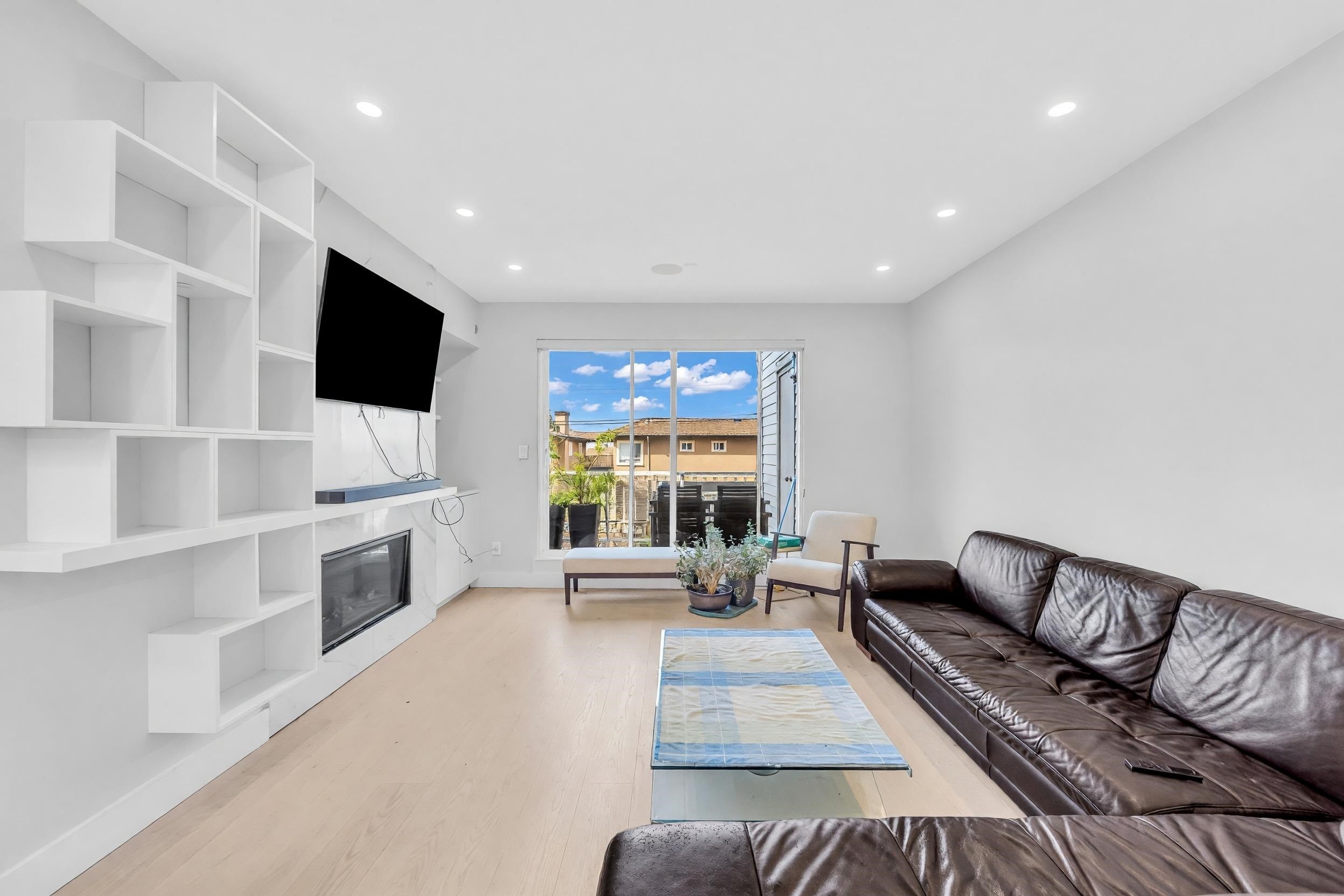 265 Keith Road E, North Vancouver, BC