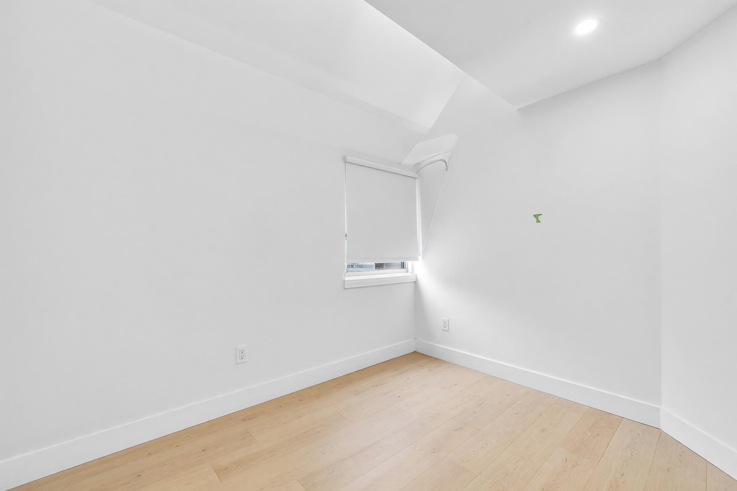 265 Keith Road E, North Vancouver, BC