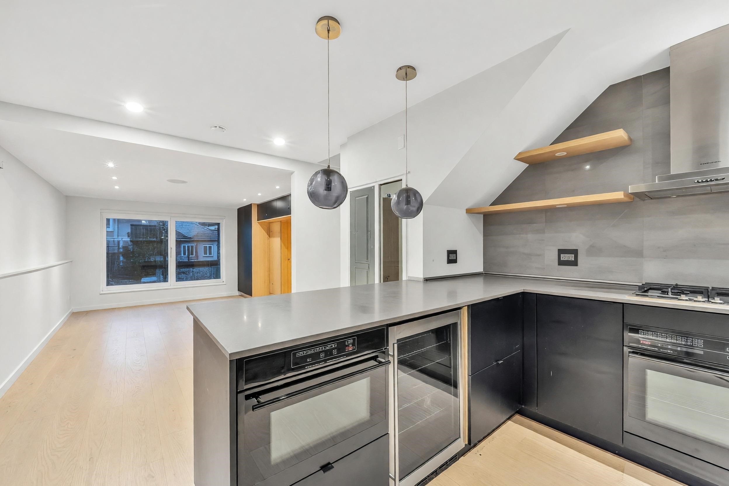 265 Keith Road E, North Vancouver, BC