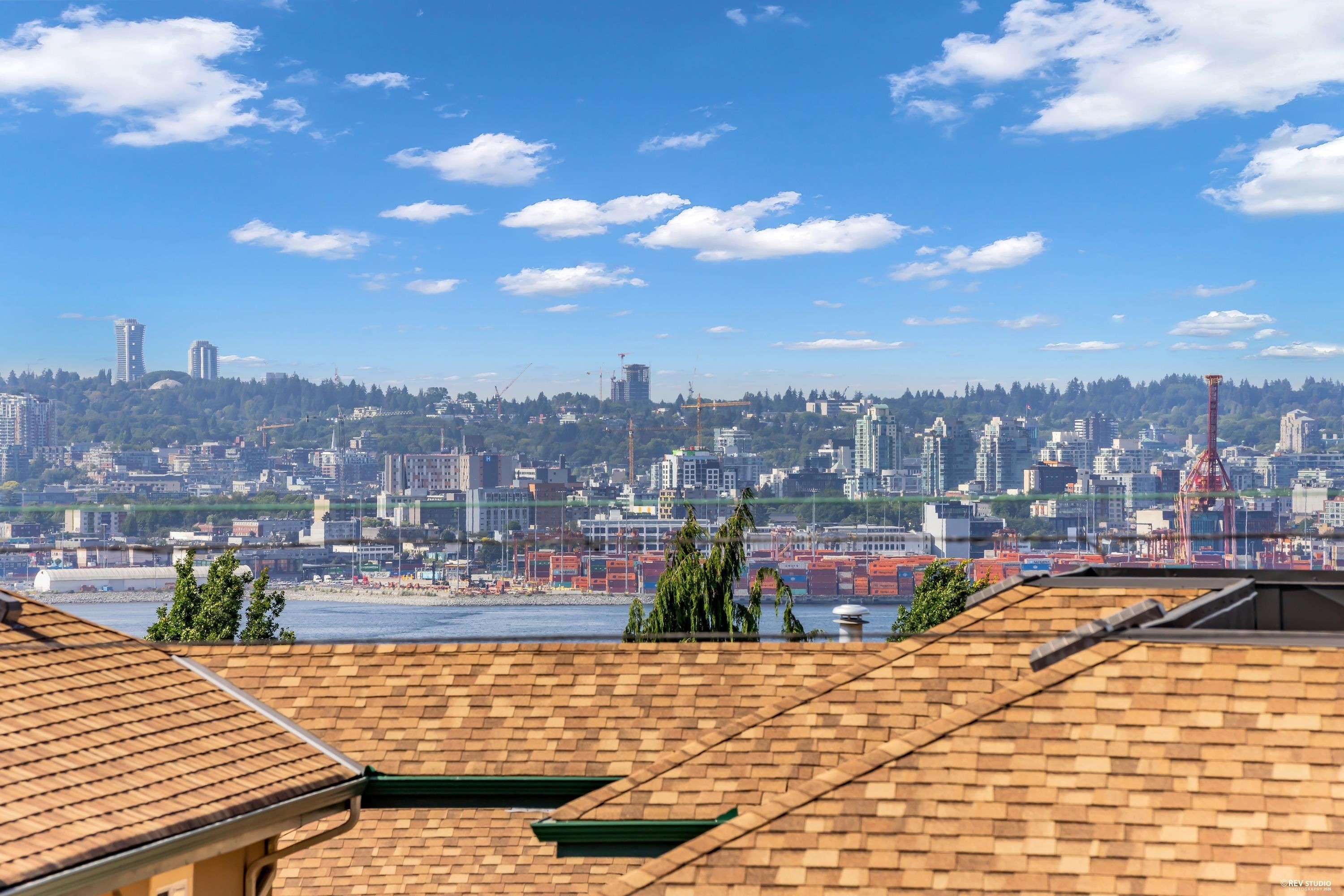 265 Keith Road E, North Vancouver, BC