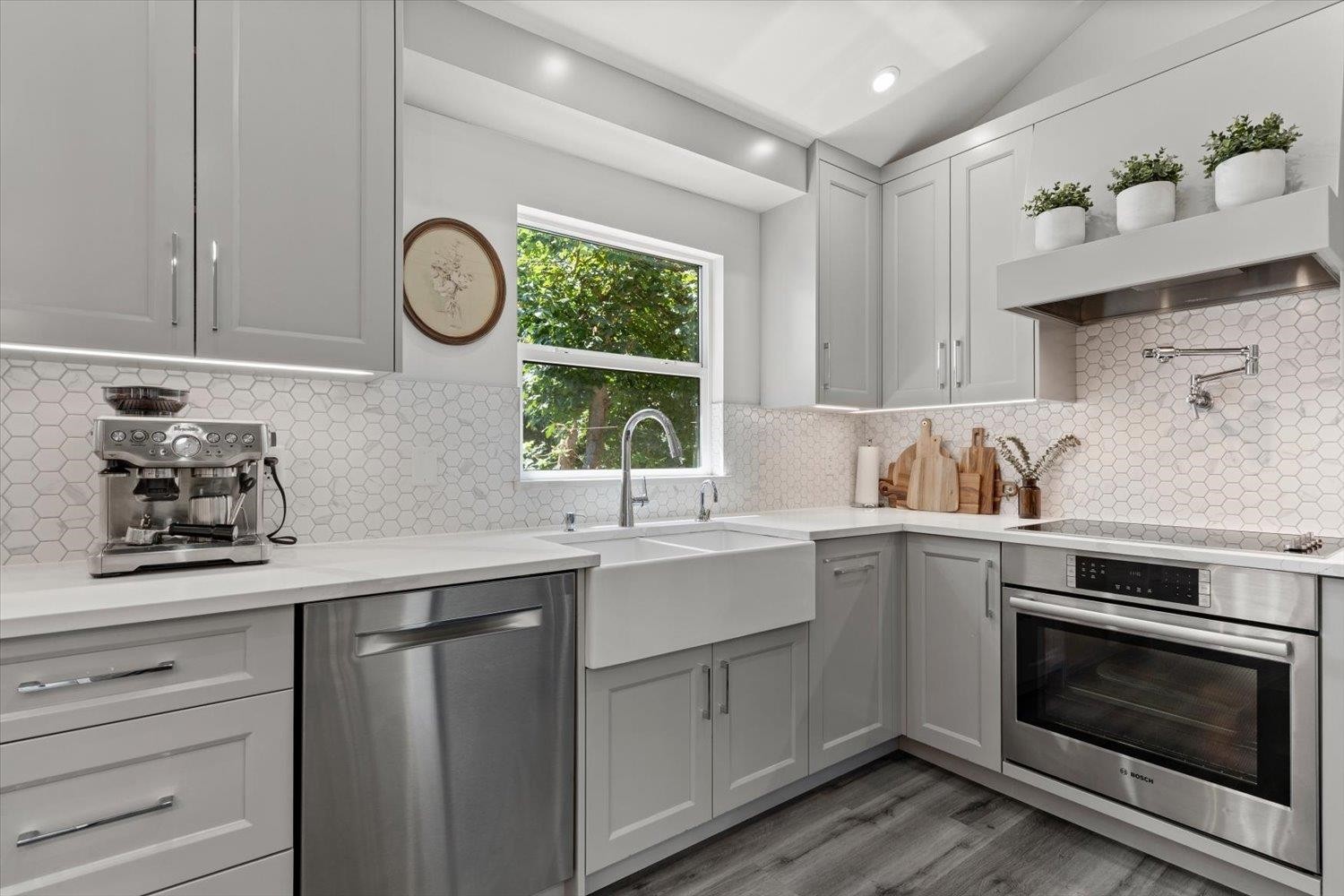 21730 River Road, Maple Ridge, BC