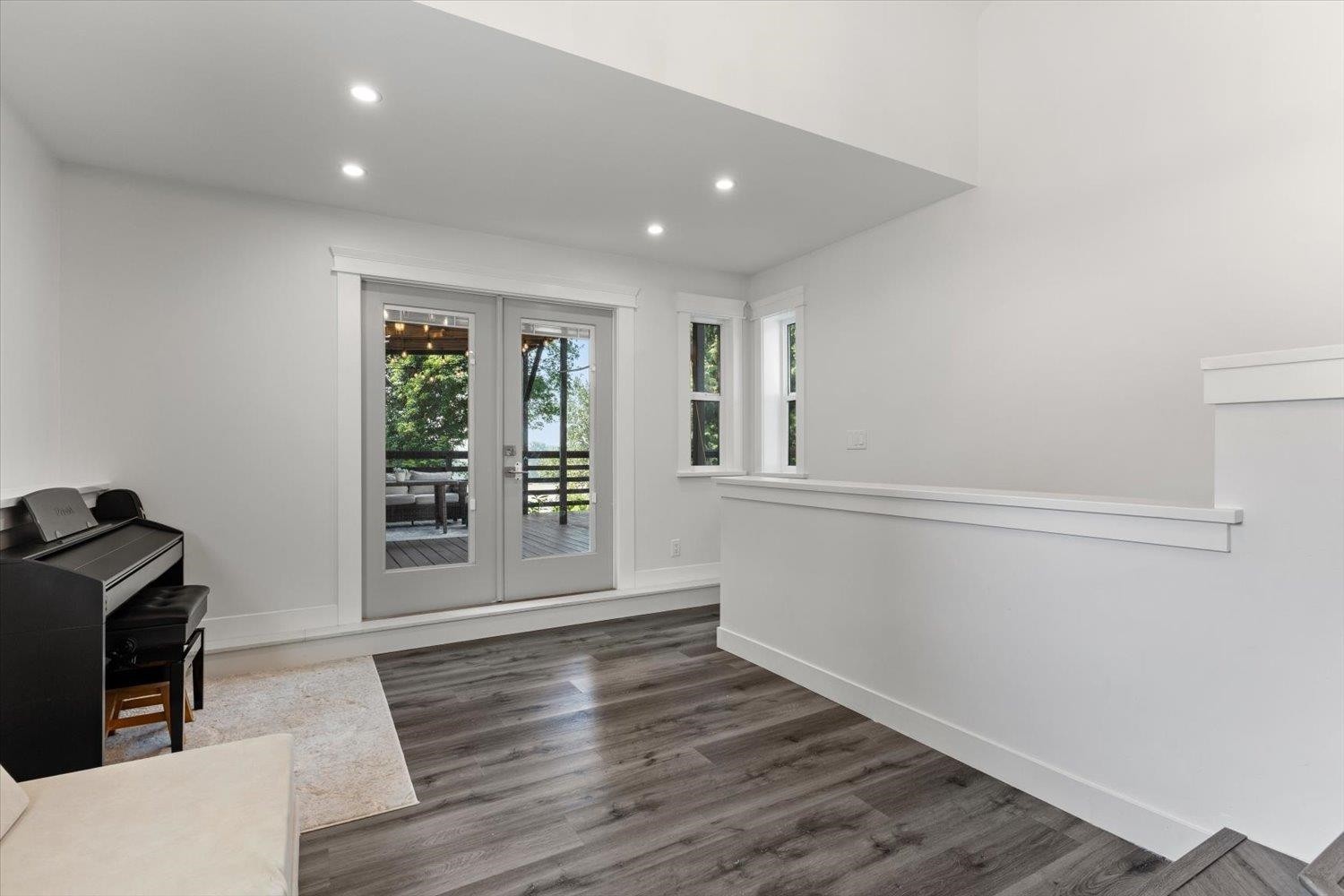 21730 River Road, Maple Ridge, BC