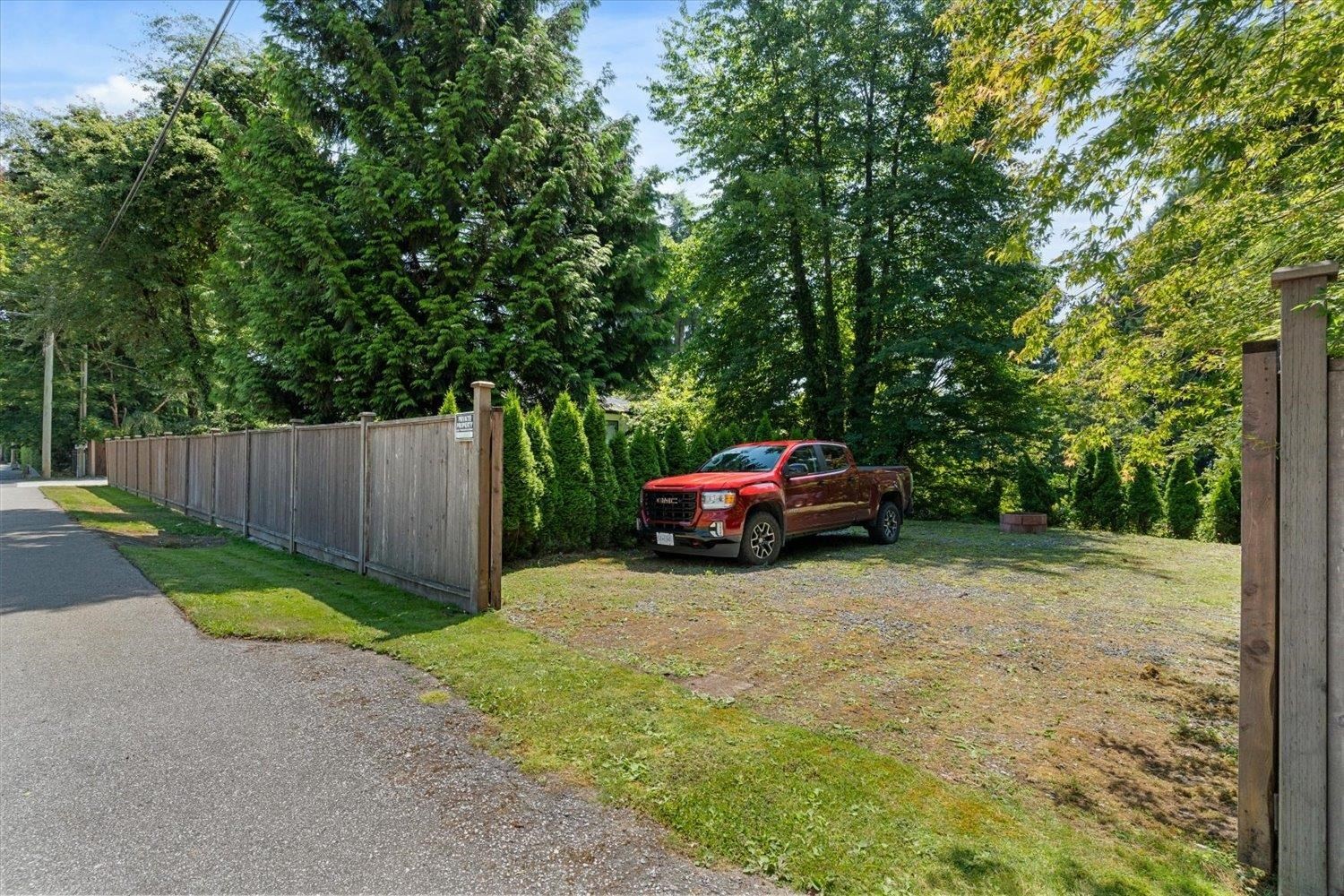 21730 River Road, Maple Ridge, BC