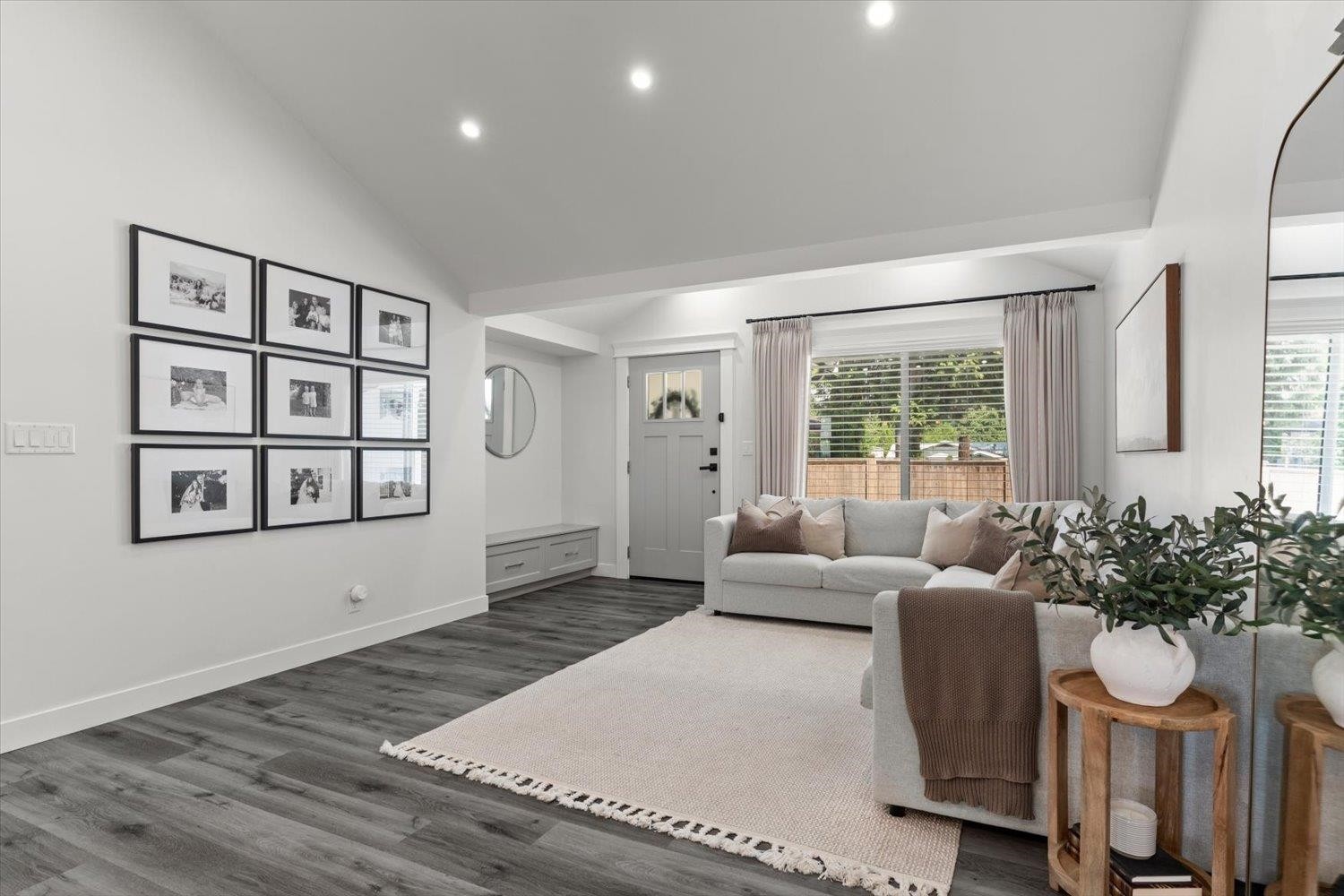 21730 River Road, Maple Ridge, BC