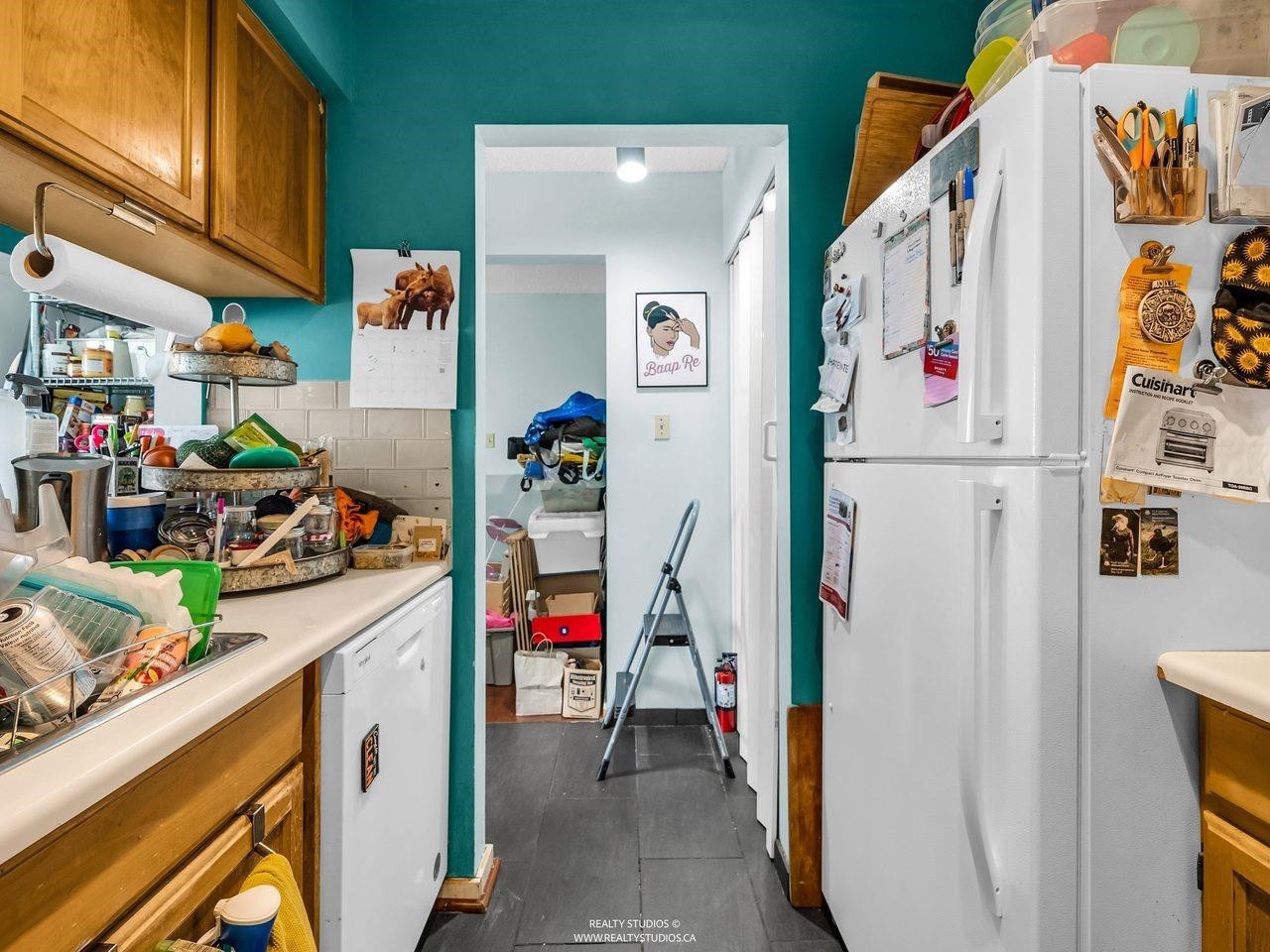 1330 7Th Avenue W, Vancouver, BC - Indoor