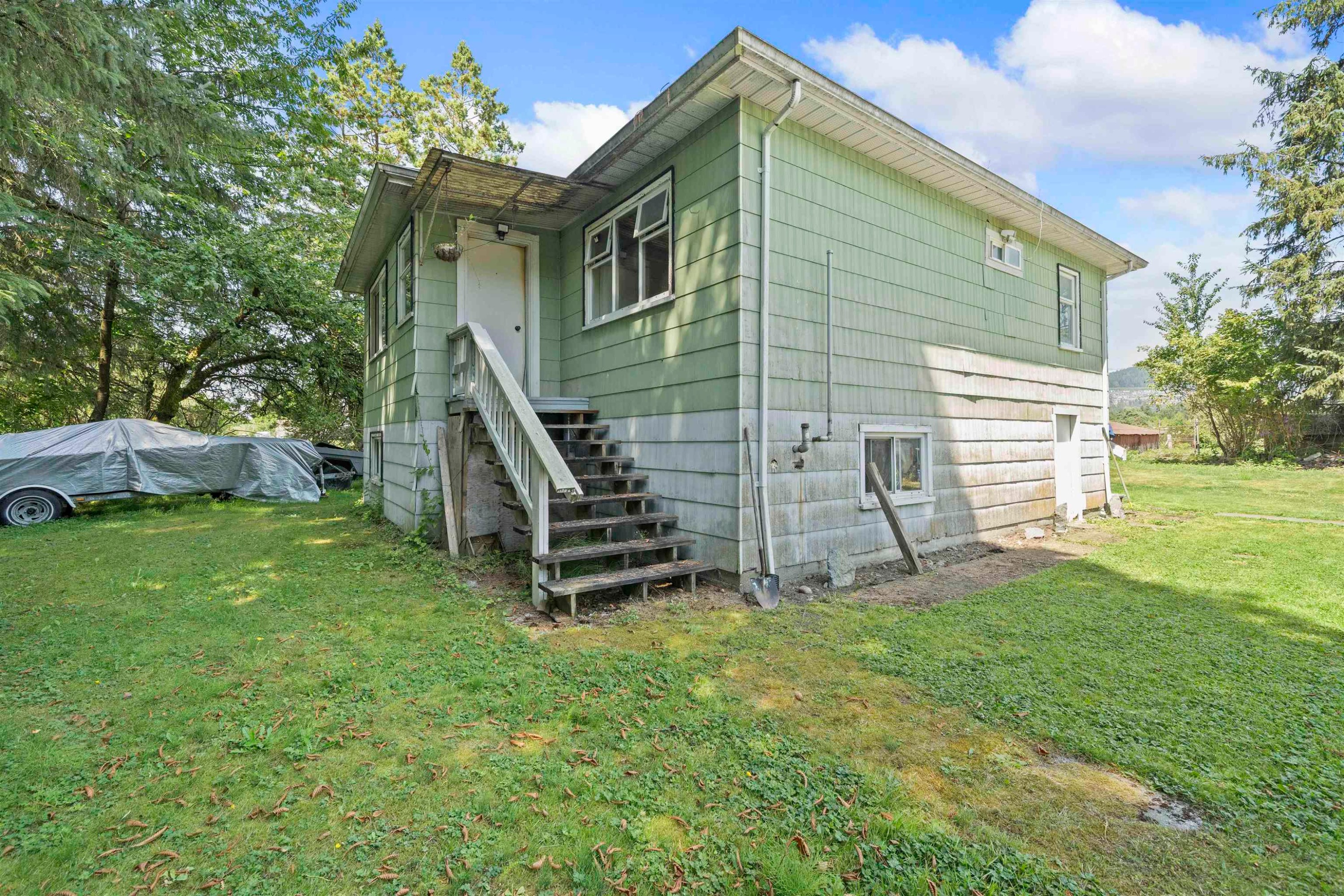 489 Prairie Avenue, Port Coquitlam, BC