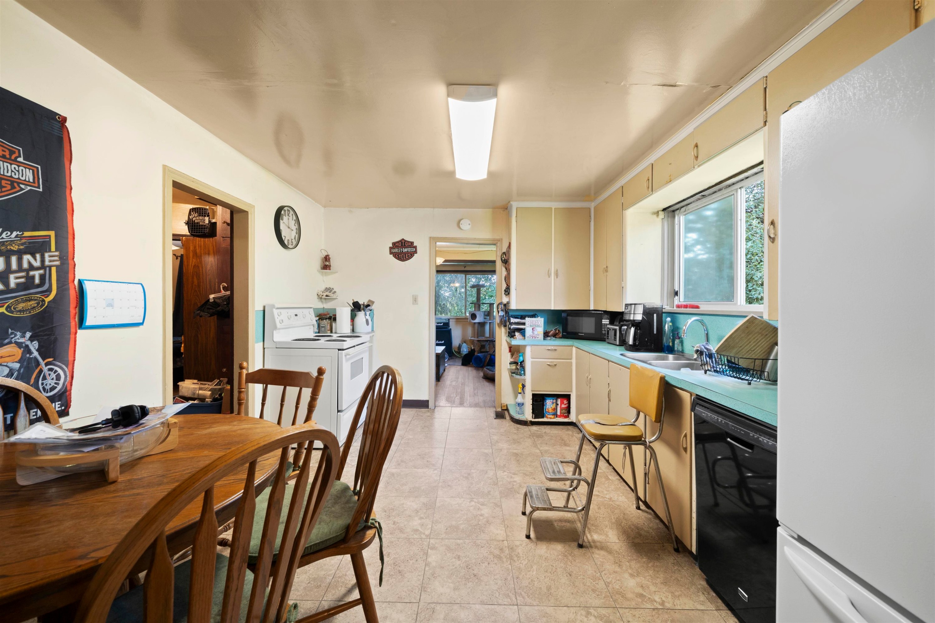 489 Prairie Avenue, Port Coquitlam, BC