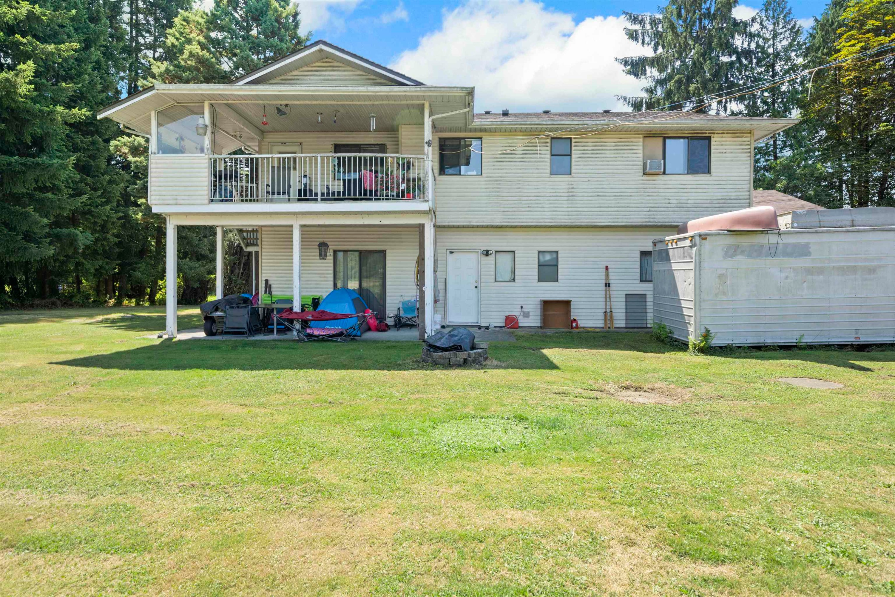 489 Prairie Avenue, Port Coquitlam, BC