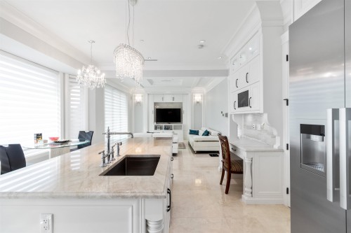 1196 48Th Avenue W, Vancouver, BC 