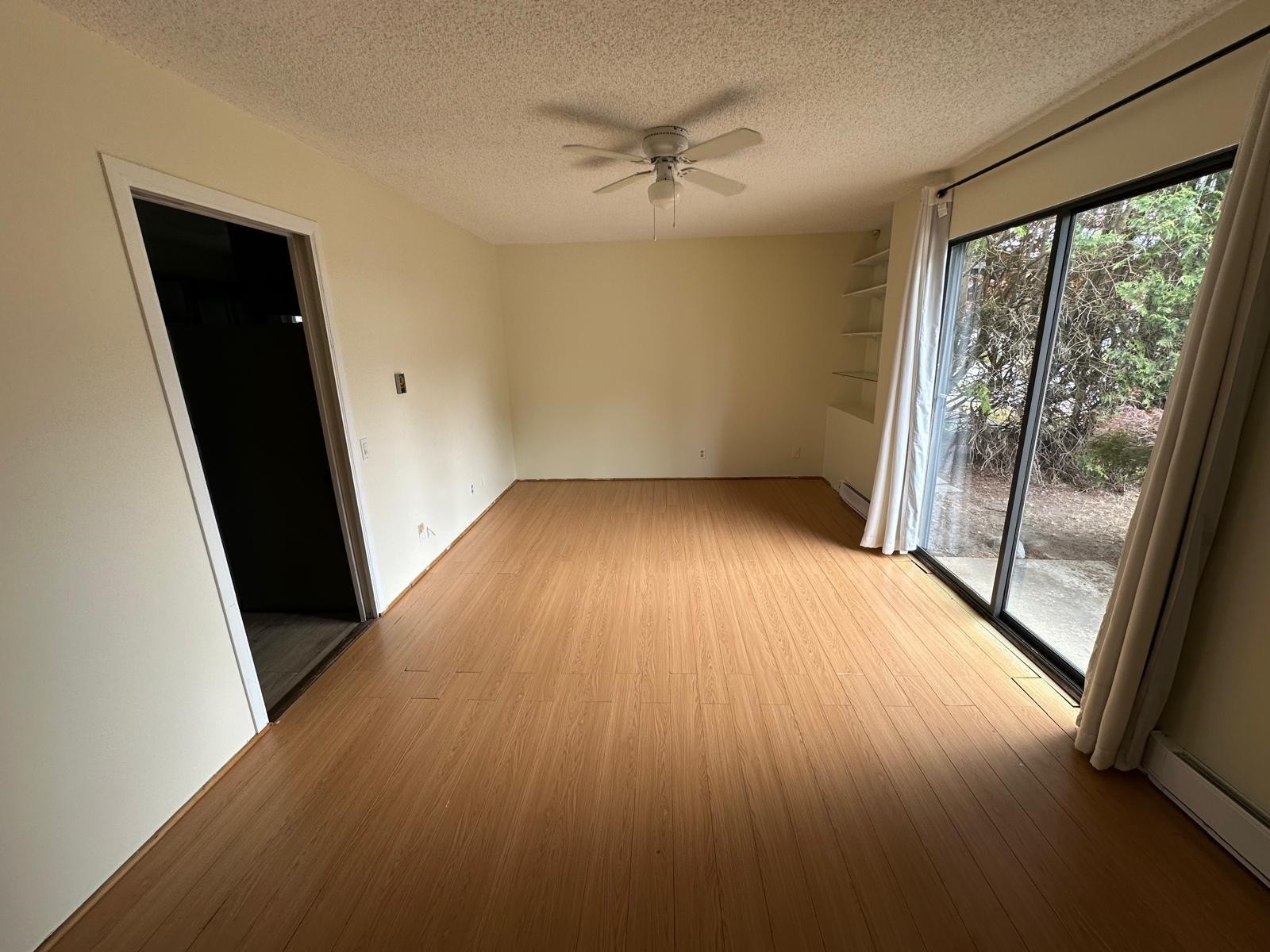 11437 Kingcome Avenue, Richmond, BC - Indoor Photo Showing Other Room