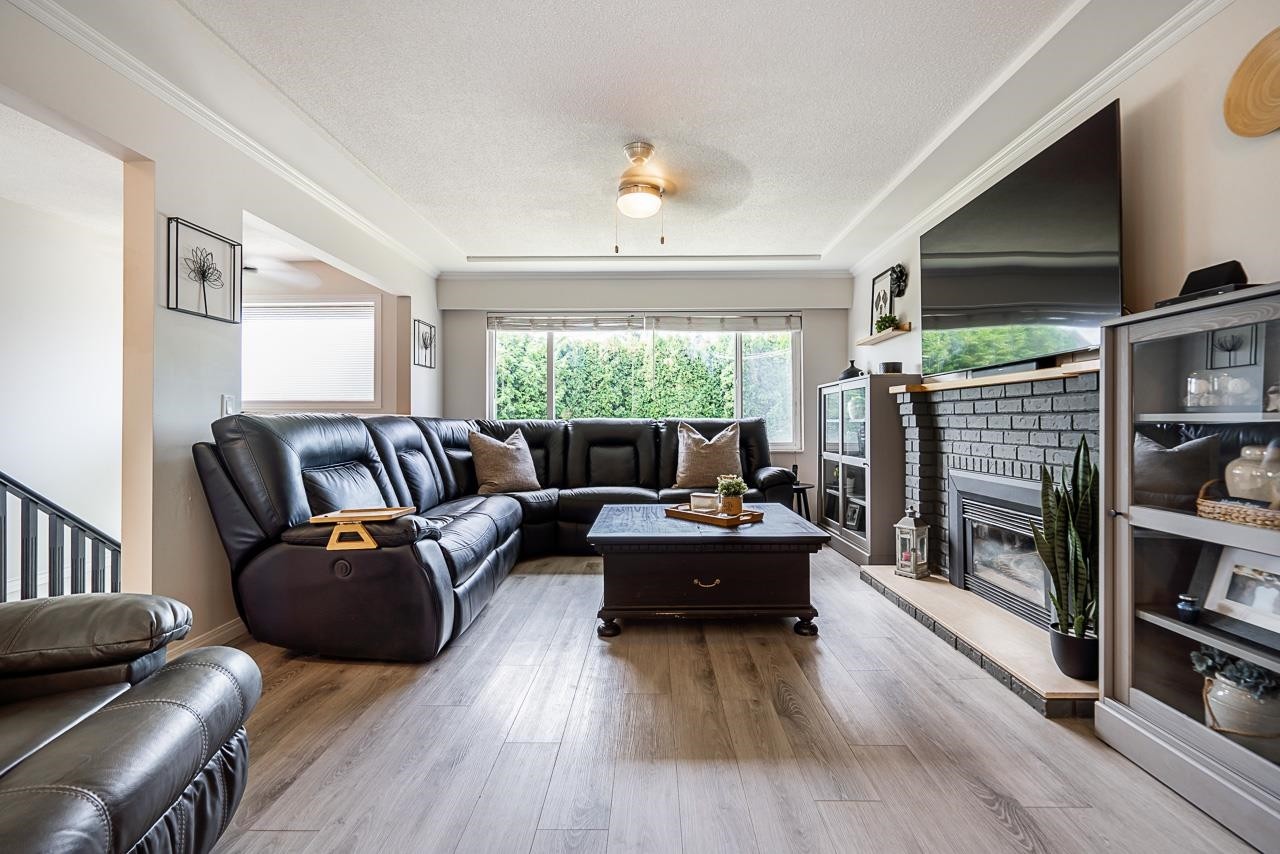 207 Mundy Street, Coquitlam, BC