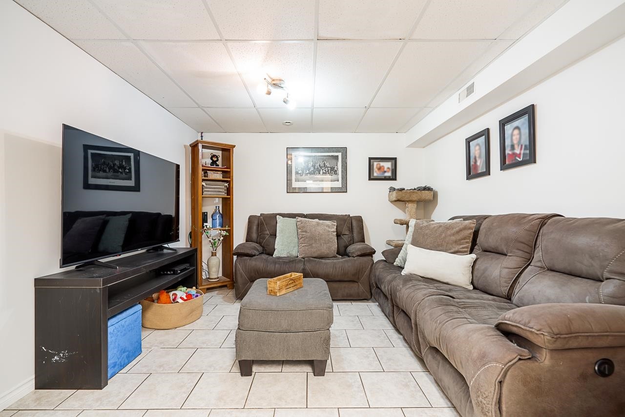 207 Mundy Street, Coquitlam, BC