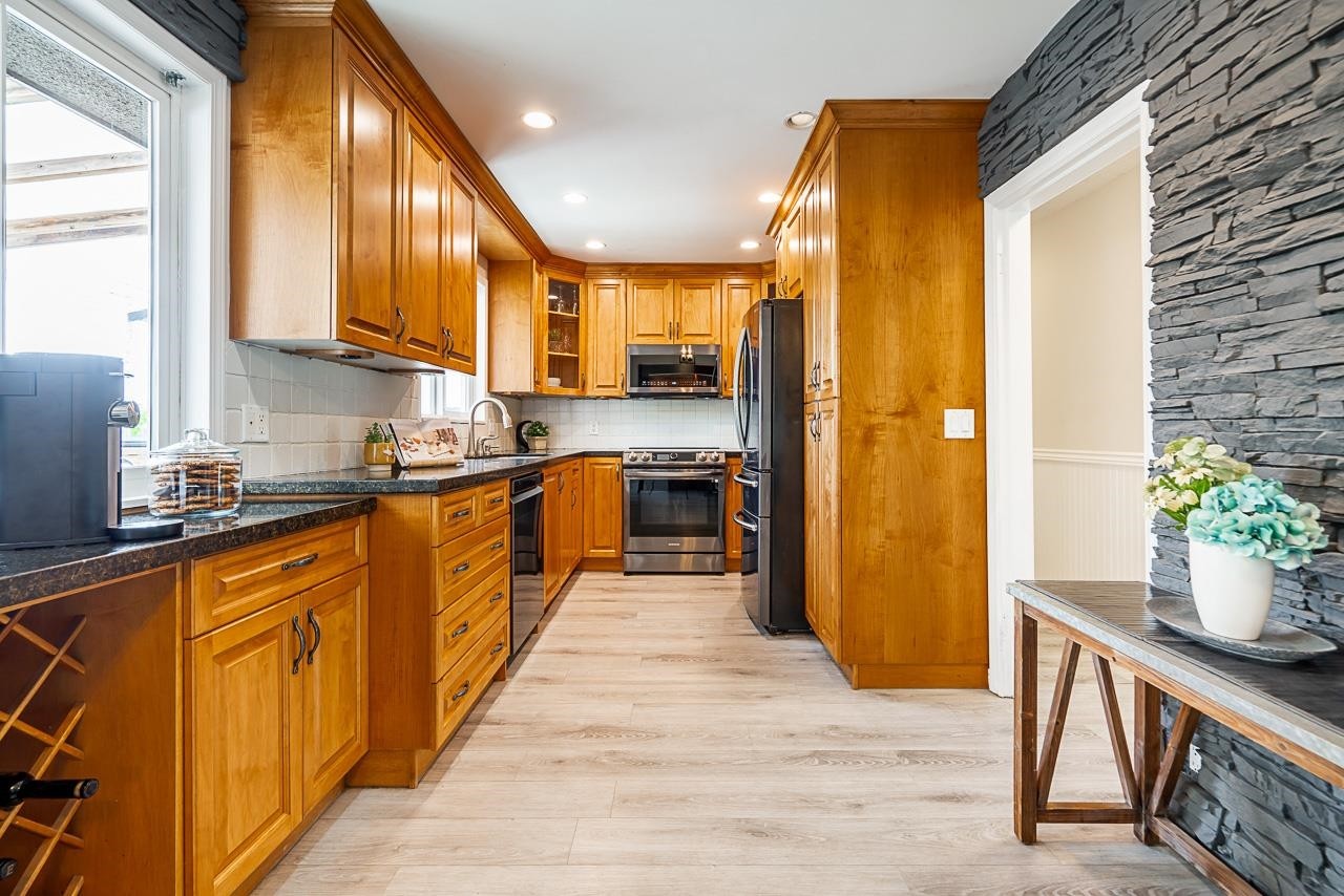 207 Mundy Street, Coquitlam, BC