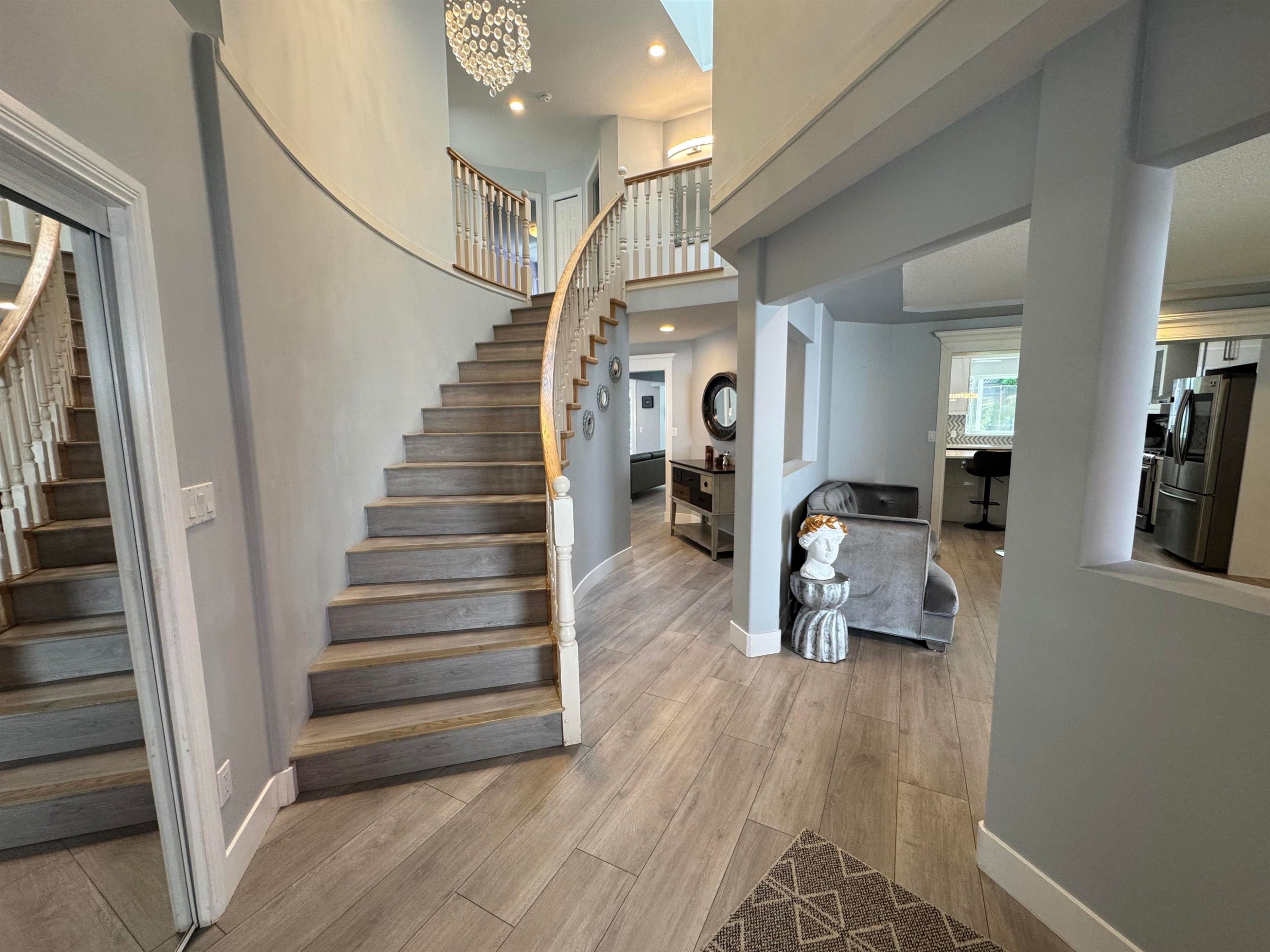 1416 Purcell Drive, Coquitlam, BC - Indoor Photo Showing Other Room
