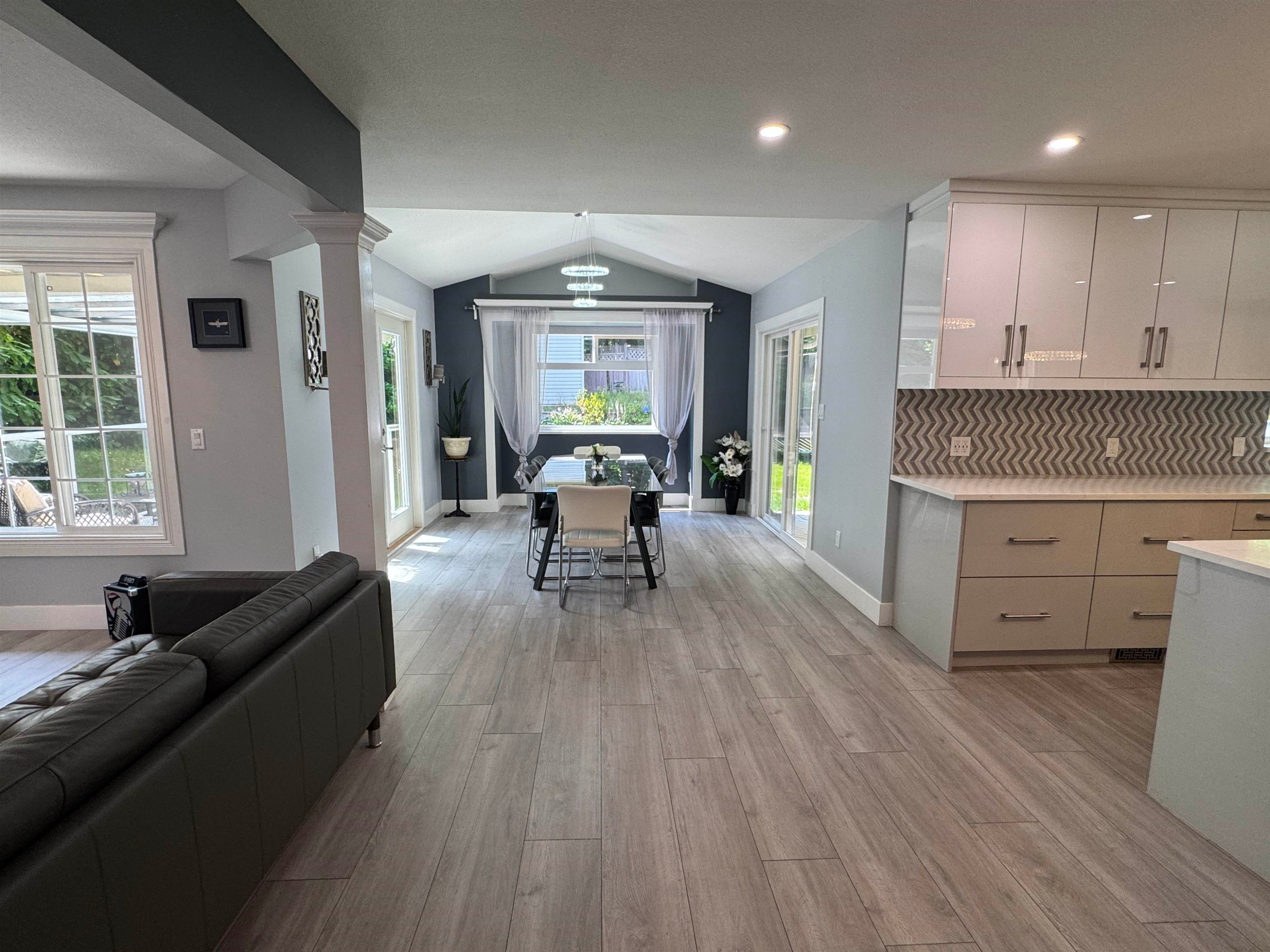1416 Purcell Drive, Coquitlam, BC - Indoor