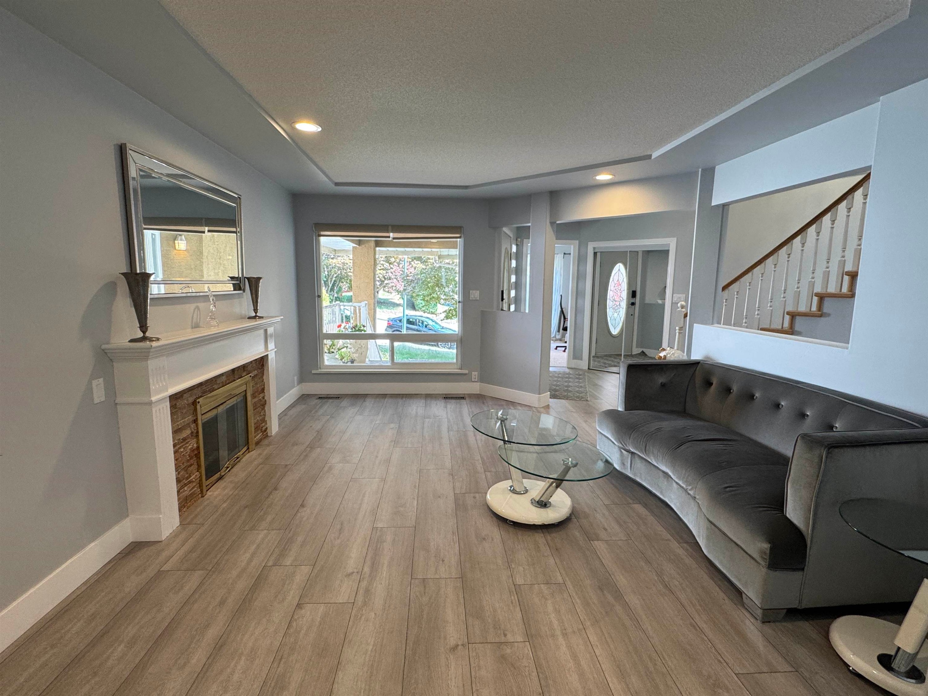 1416 Purcell Drive, Coquitlam, BC - Indoor Photo Showing Living Room With Fireplace