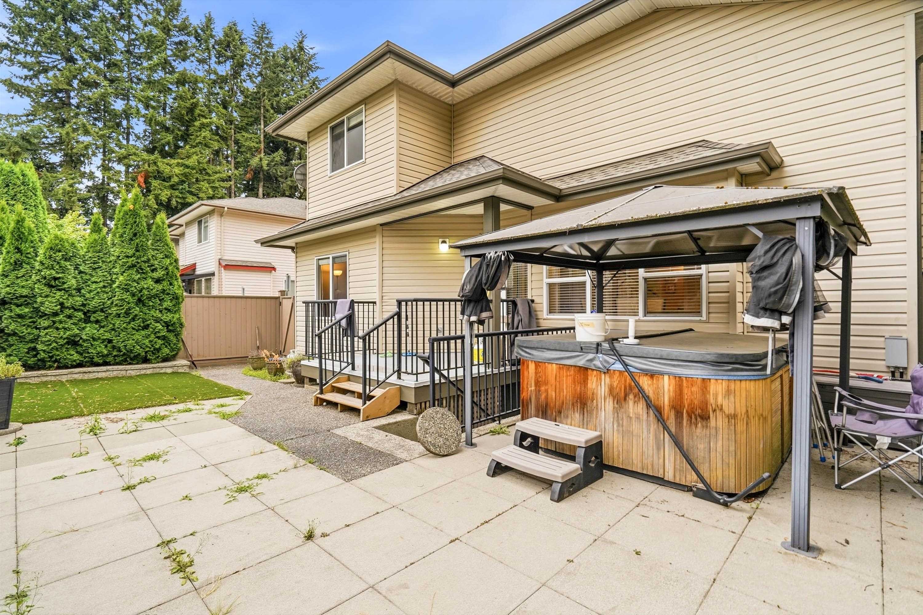 121-21868 Lougheed Highway, Maple Ridge, BC