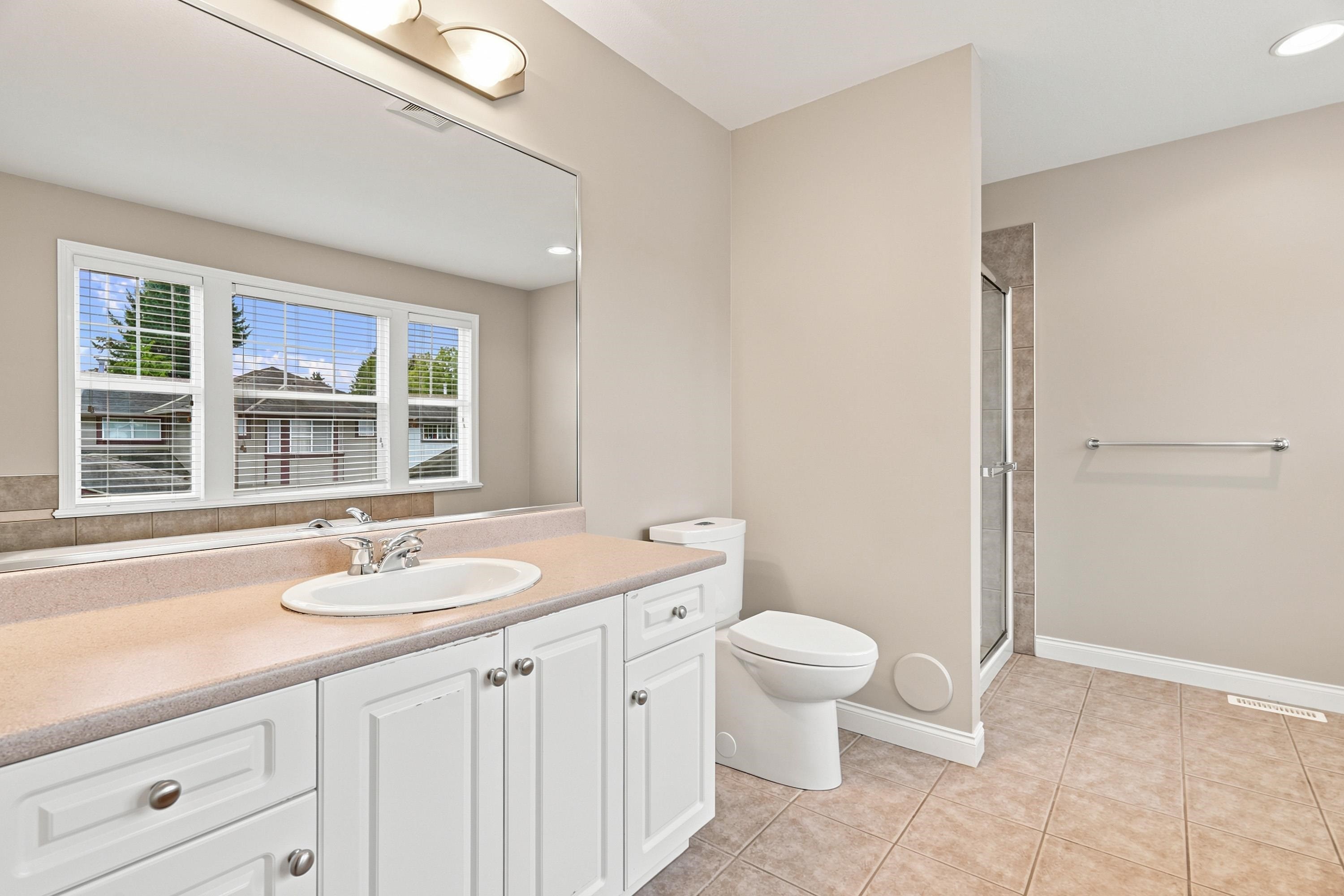 121-21868 Lougheed Highway, Maple Ridge, BC