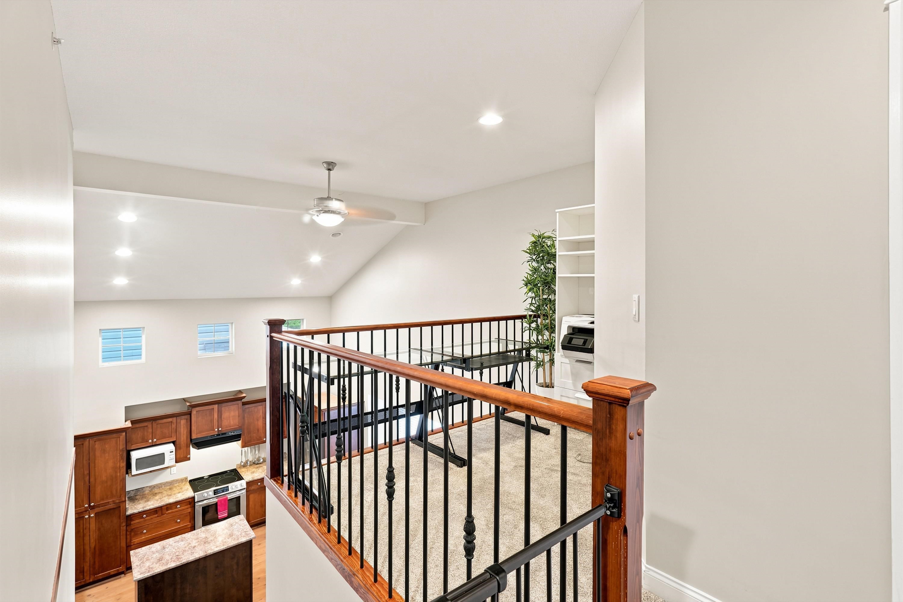 121-21868 Lougheed Highway, Maple Ridge, BC