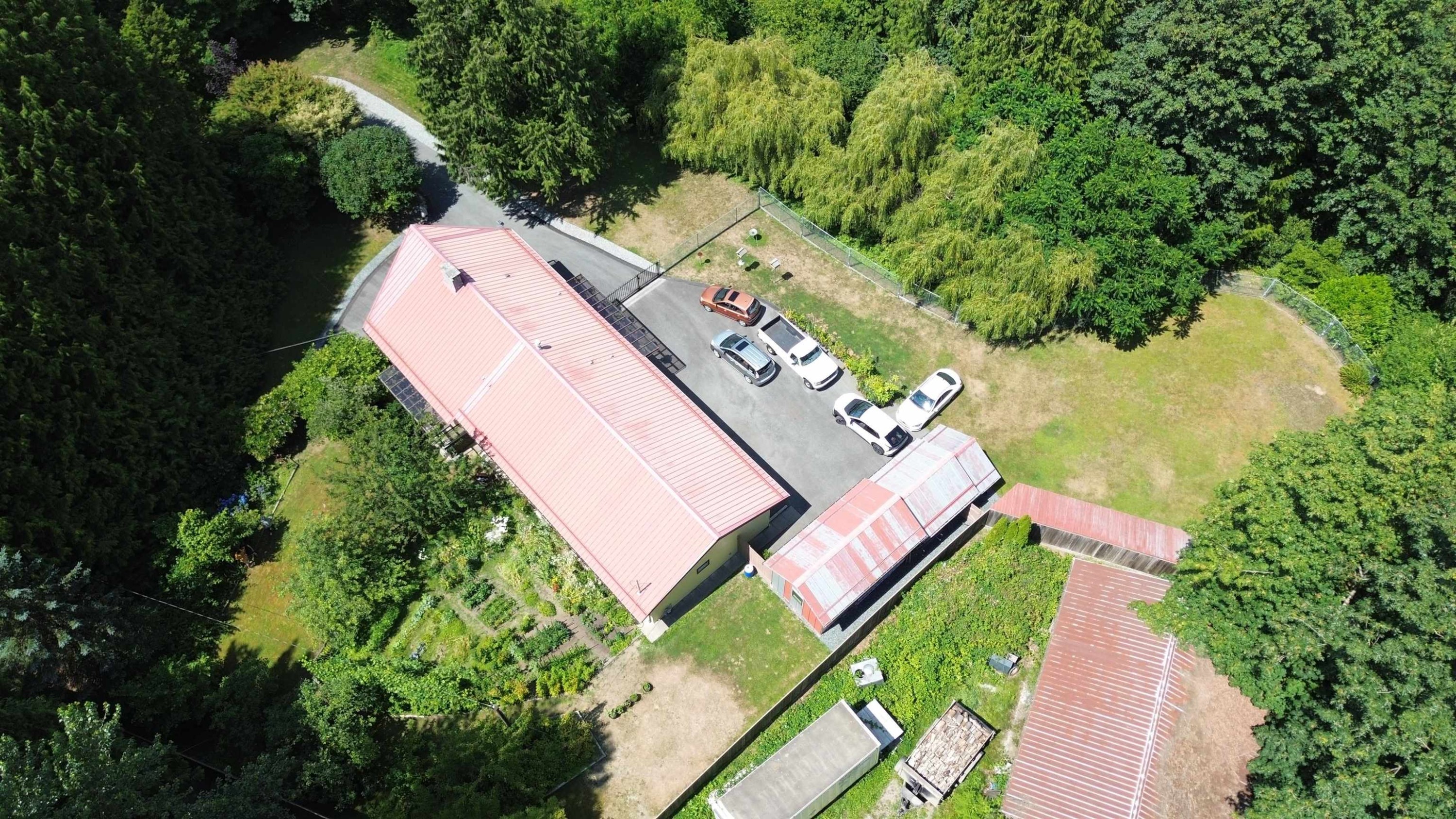 24089 Lougheed Highway, Maple Ridge, BC - Outdoor
