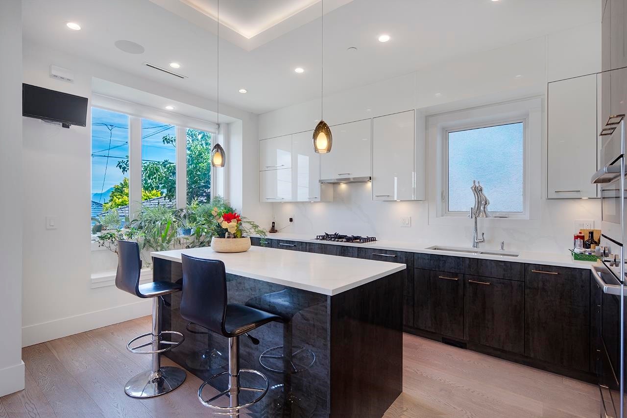 3191 21St Avenue E, Vancouver, BC