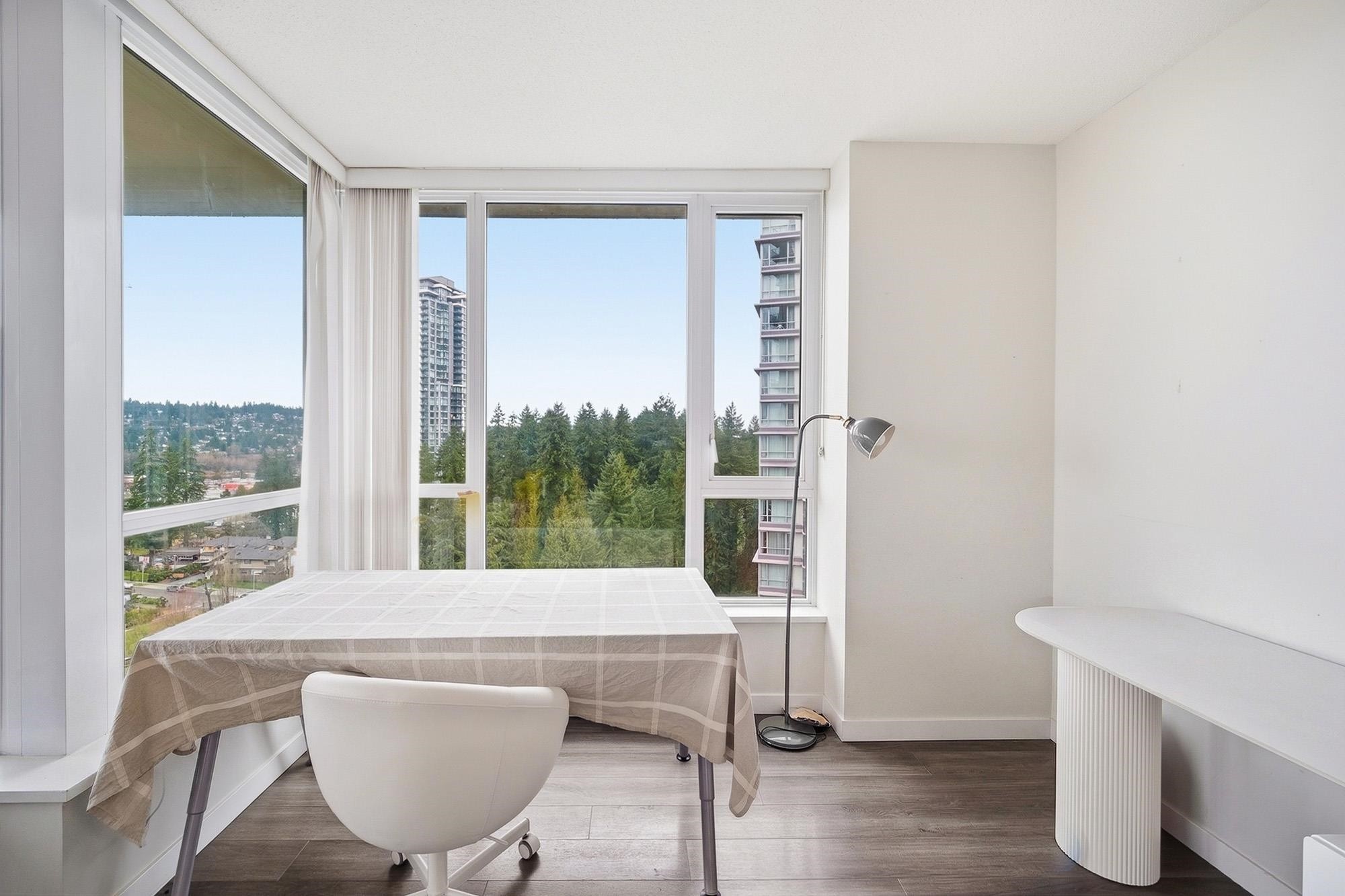 1403-3100 Windsor Gate, Coquitlam, BC