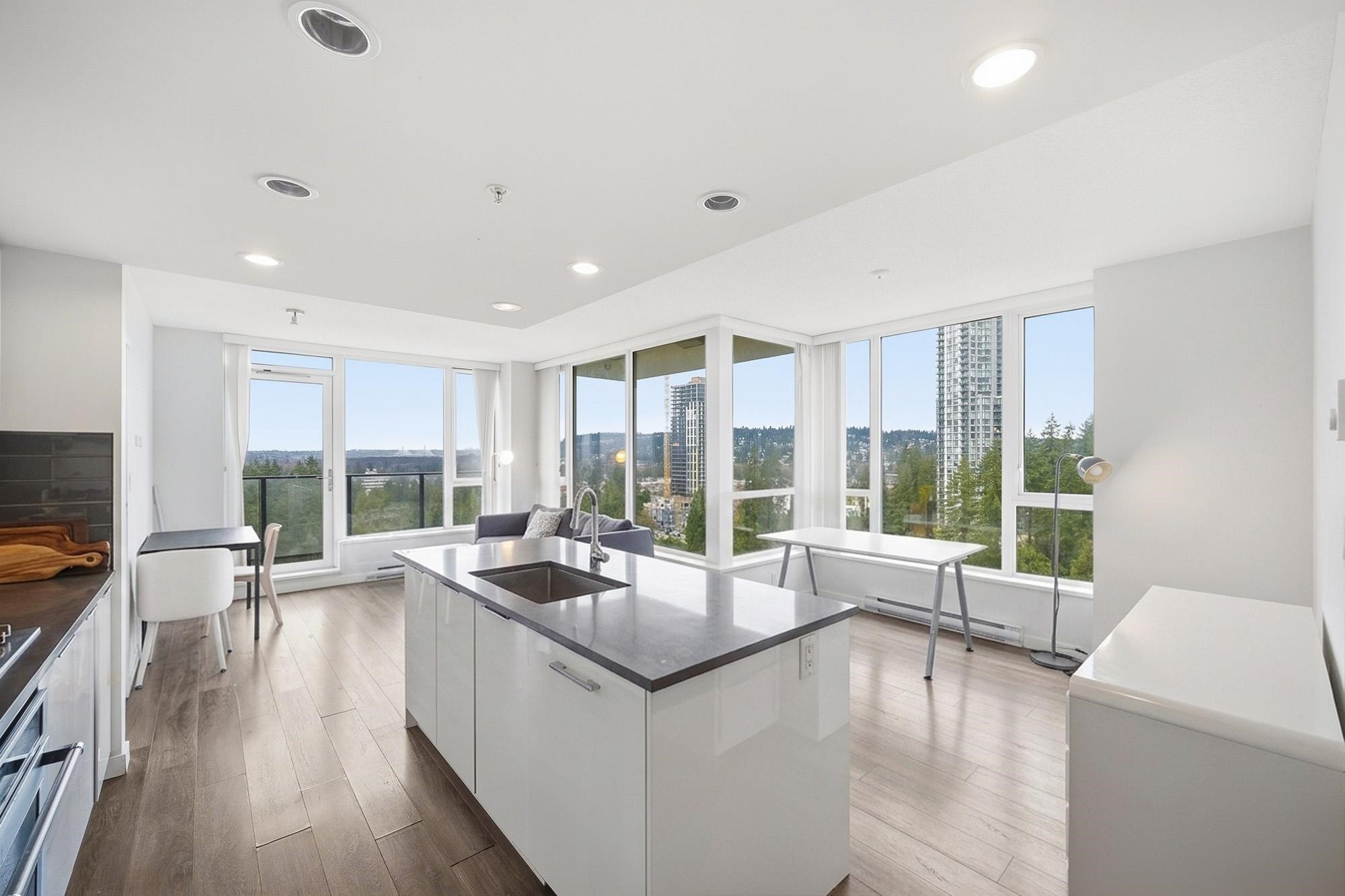 1403-3100 Windsor Gate, Coquitlam, BC