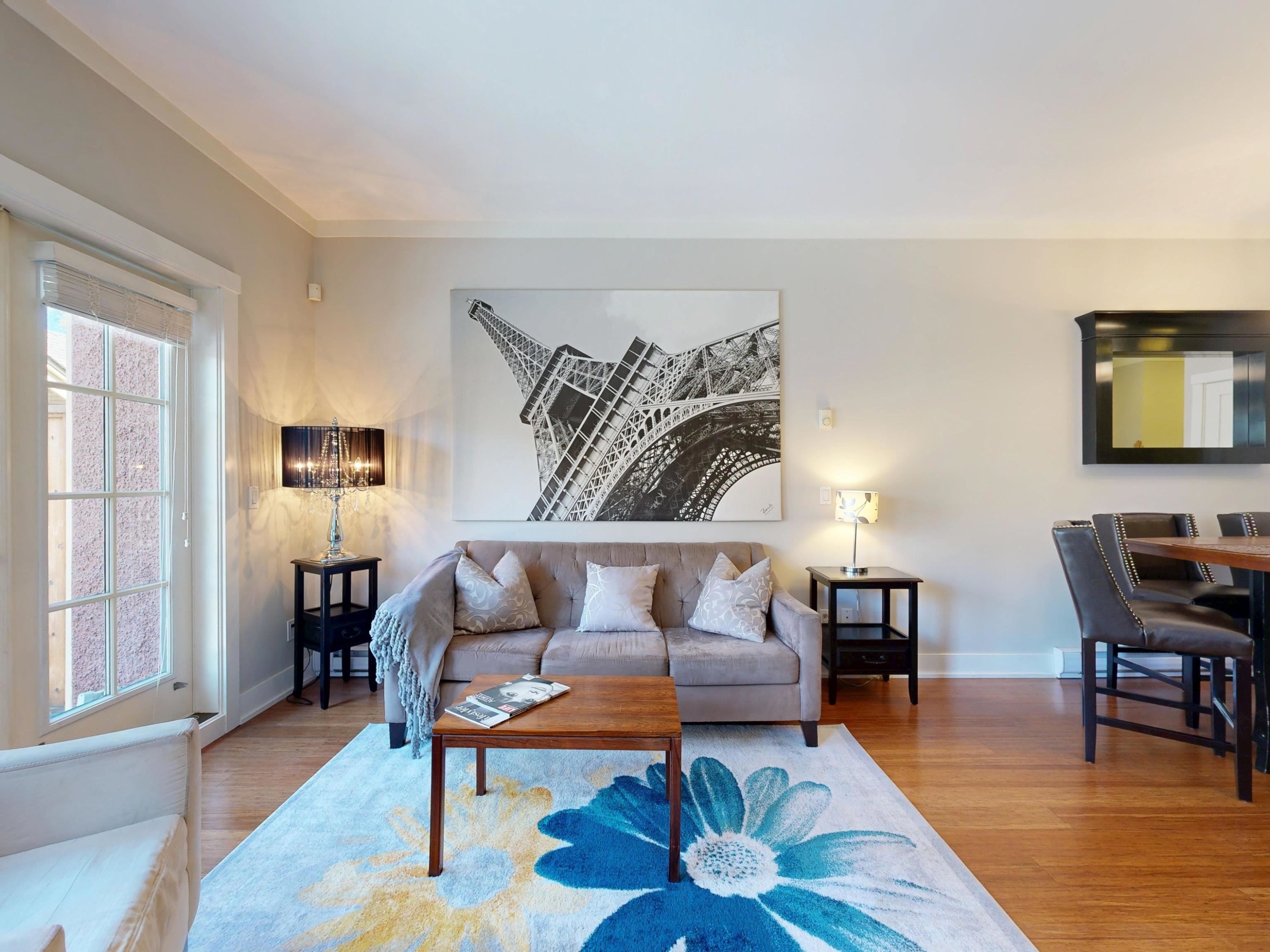 839 14Th Avenue W, Vancouver, BC - Indoor Photo Showing Living Room