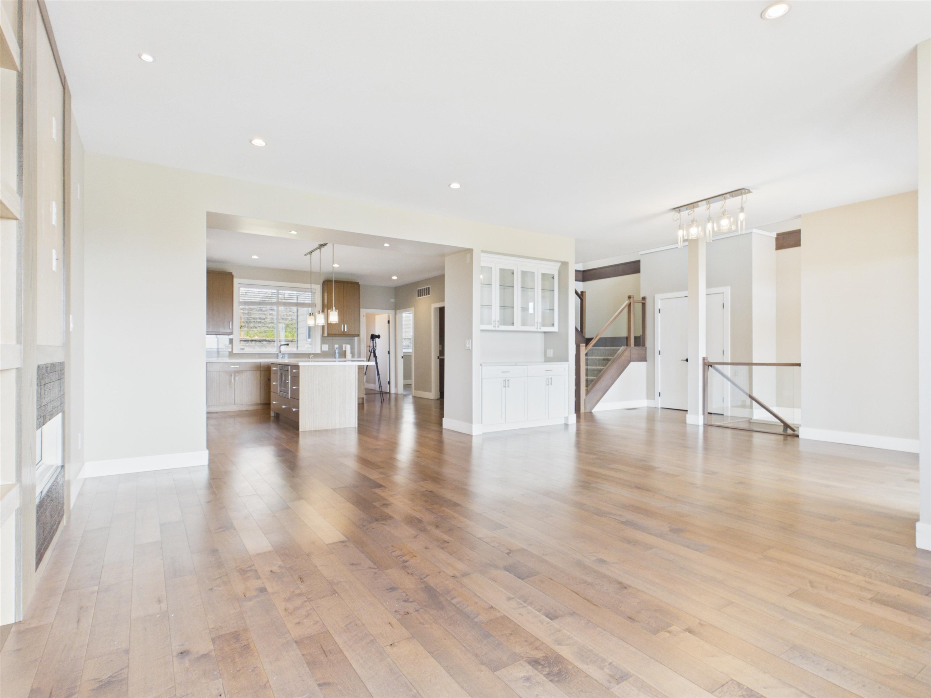3501 Sheffield Avenue, Coquitlam, BC - Indoor Photo Showing Living Room