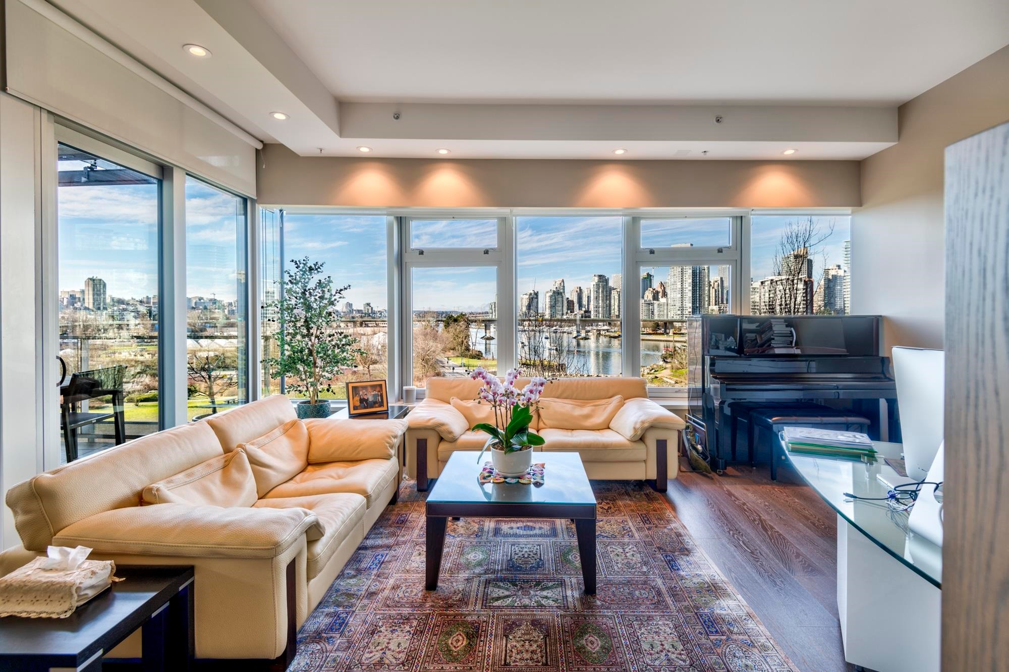 504-181 Athletes Way, Vancouver, BC