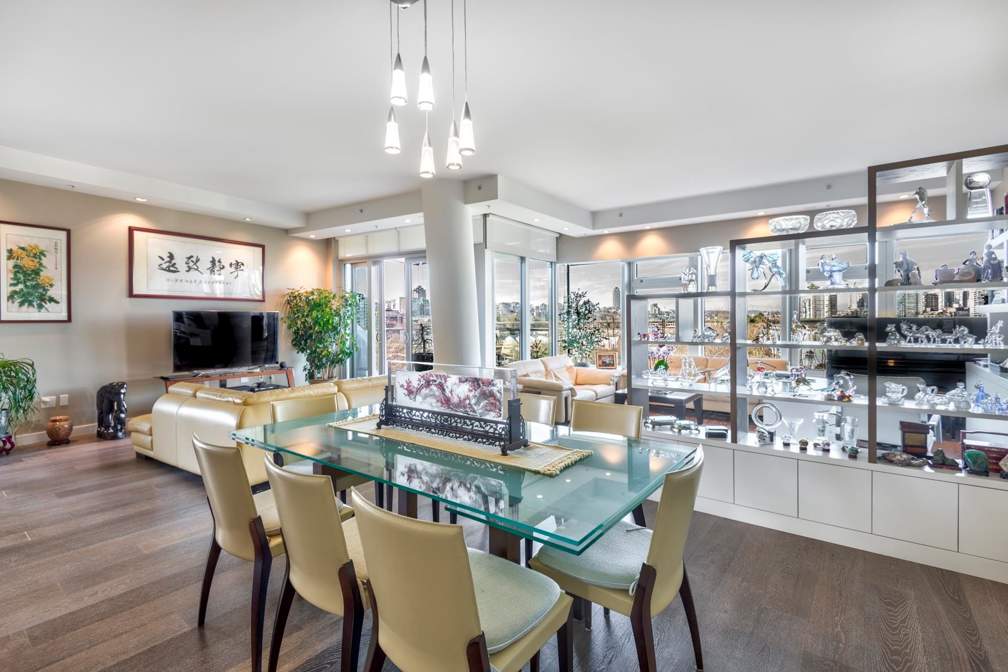 504-181 Athletes Way, Vancouver, BC